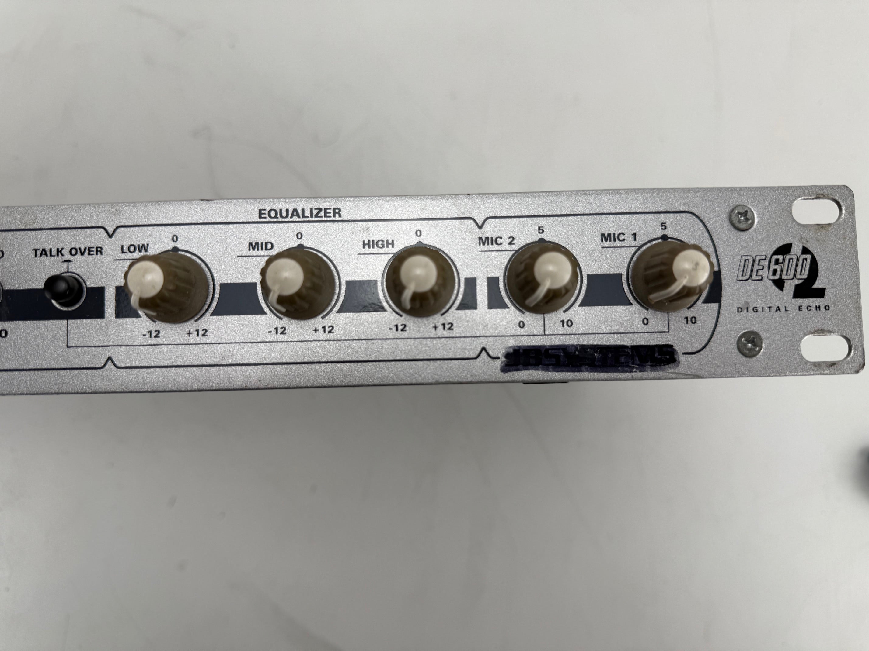 JBSystems DE 600 digitale echo 4-kanaals mixer - Volledig werkend - Mooi apparaat