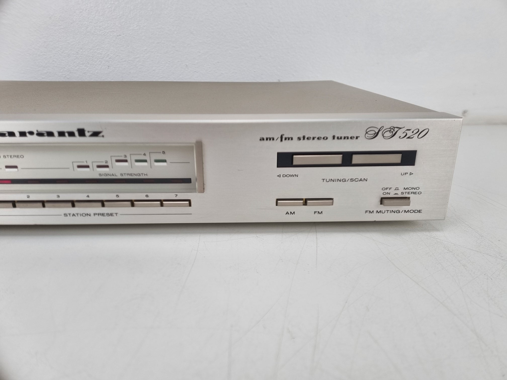 Marantz ST 520 - AM/FM stereo tuner