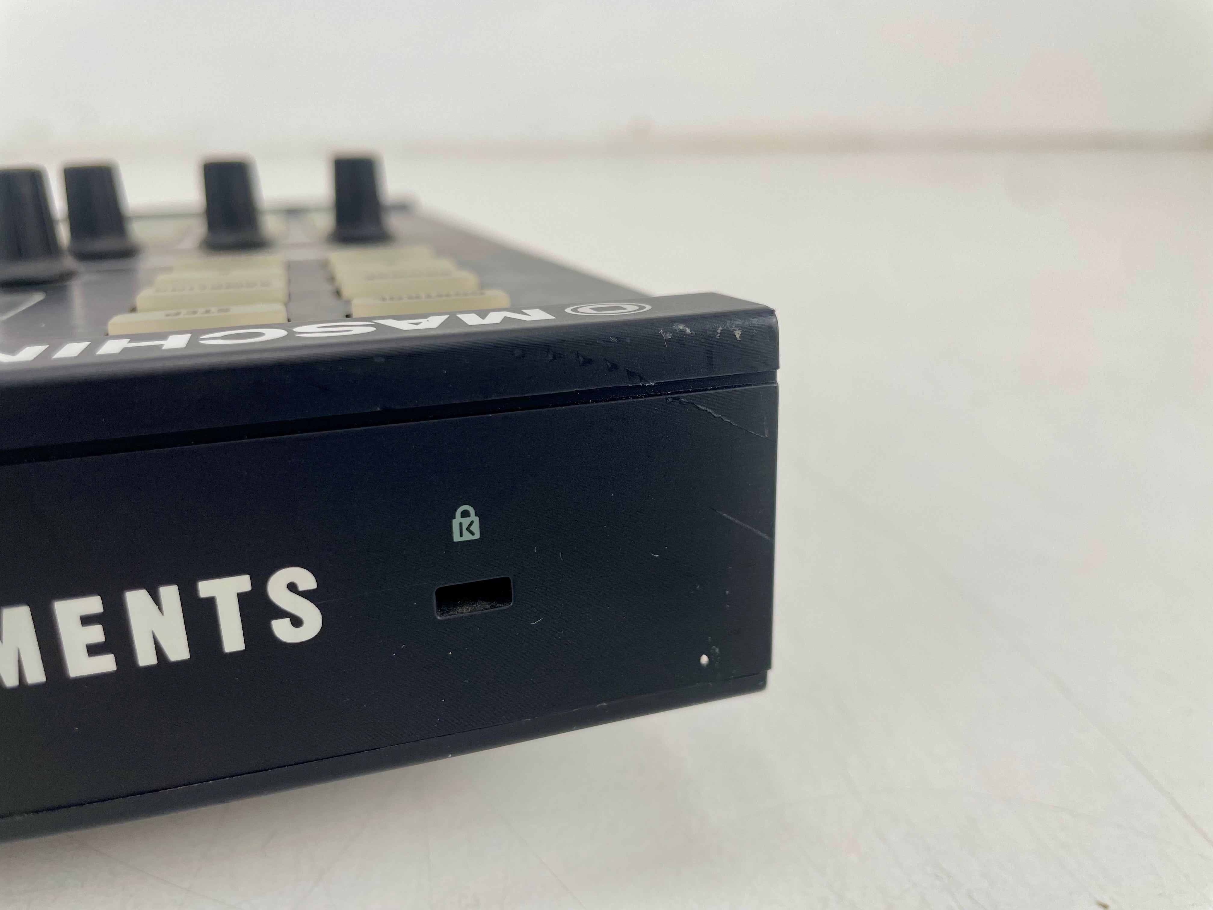 Native Instruments Maschine-Drumcomputer With CD - MK1 - Midi controller