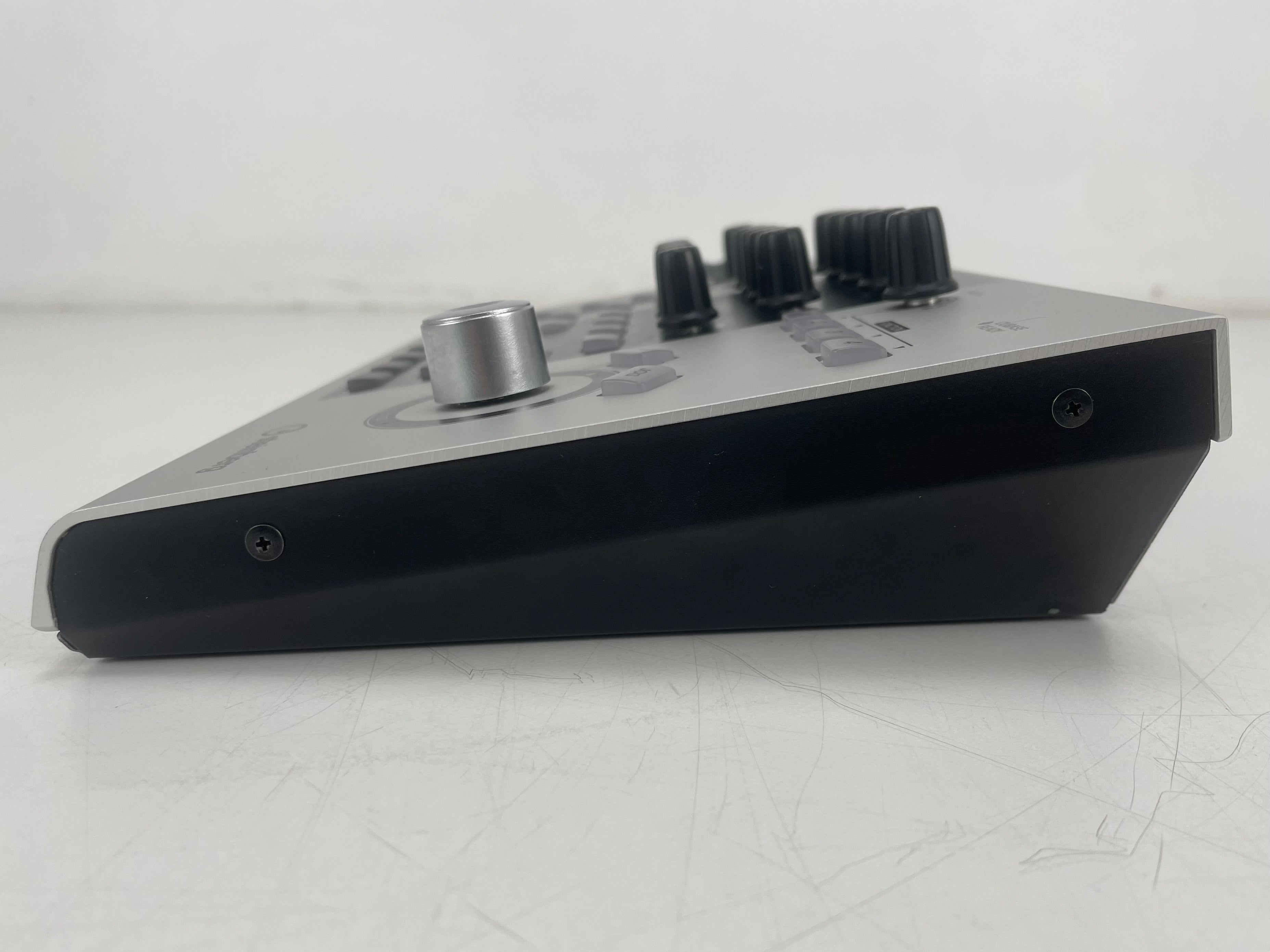 Steinberg CC121 USB DAW-controller – in nieuwstaat