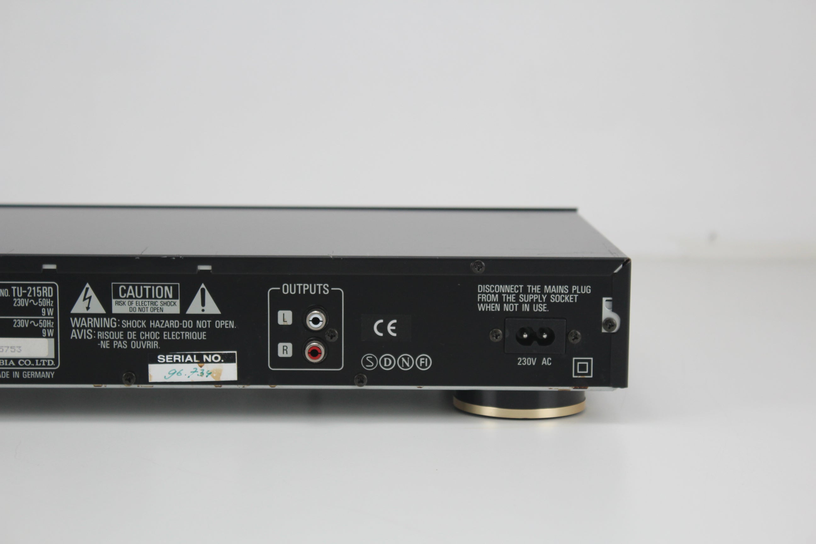 Denon TU-215RD Audio Component / Am-FM Stereo Tuner