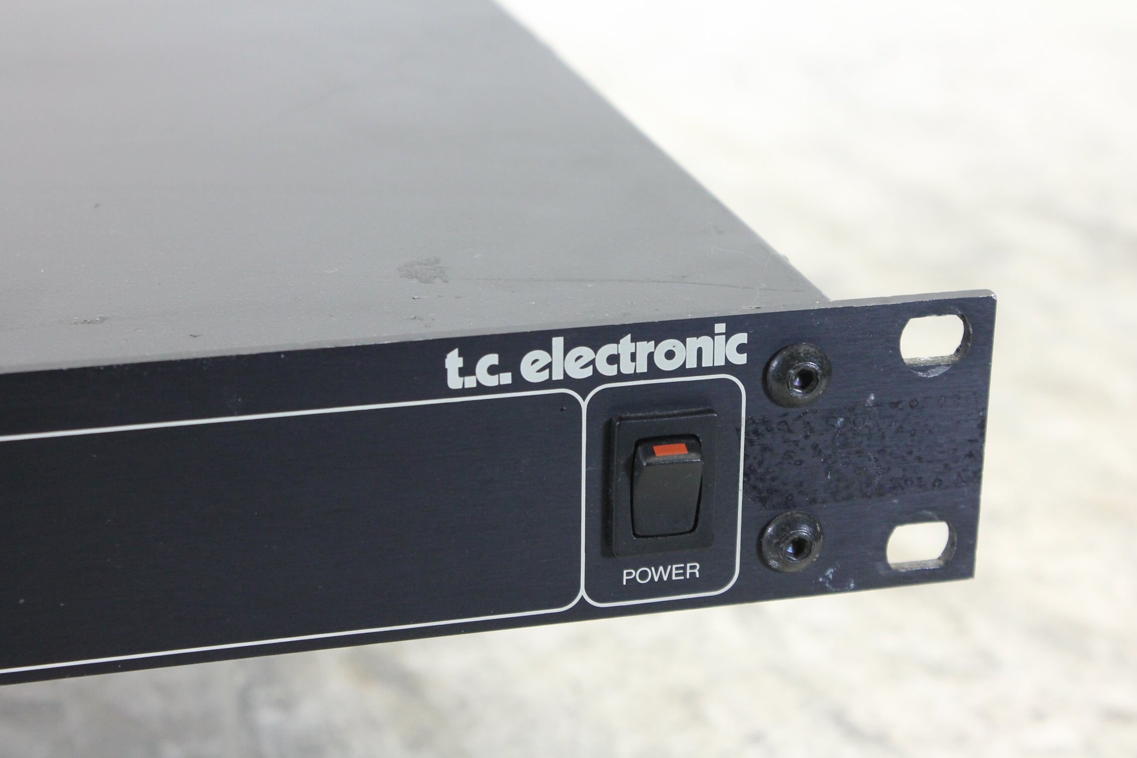 TC Electronic TC 1128X 28 band graphic equalizer/spectrum analyzer (No.4)