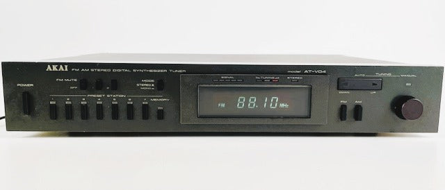 Akai AT-V04 AM/FM stereo digitale synthesizer tuner