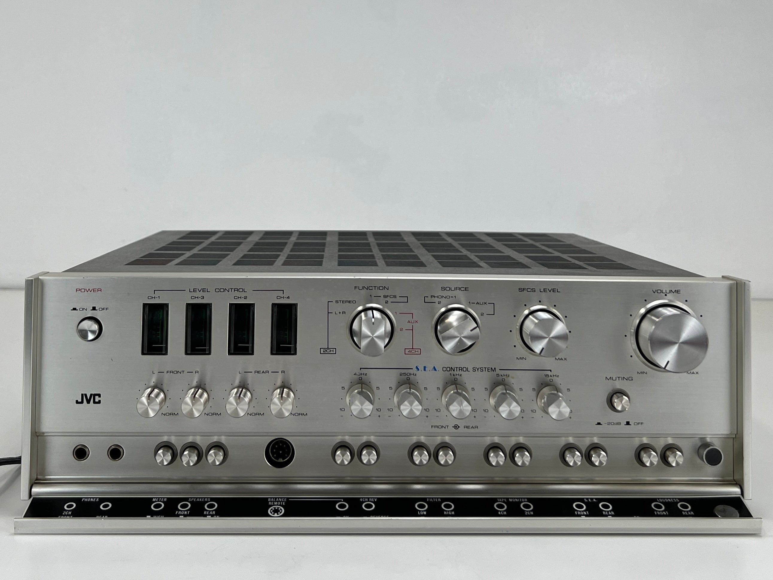 JVC 4VN-990 - 4 Channel Integrated Amplifier