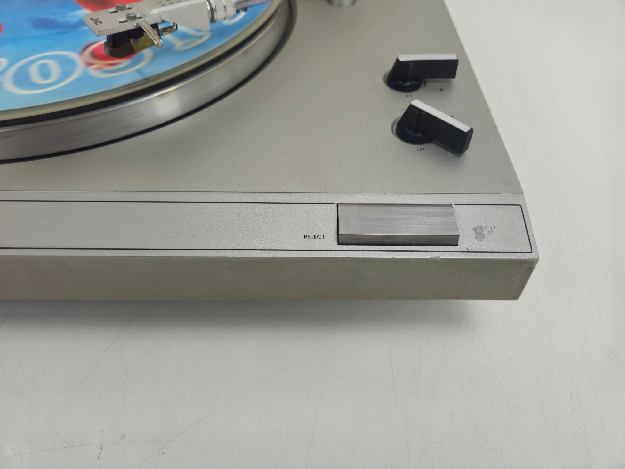 JVC - L-A11 - Auto Return Turntable - New Belt