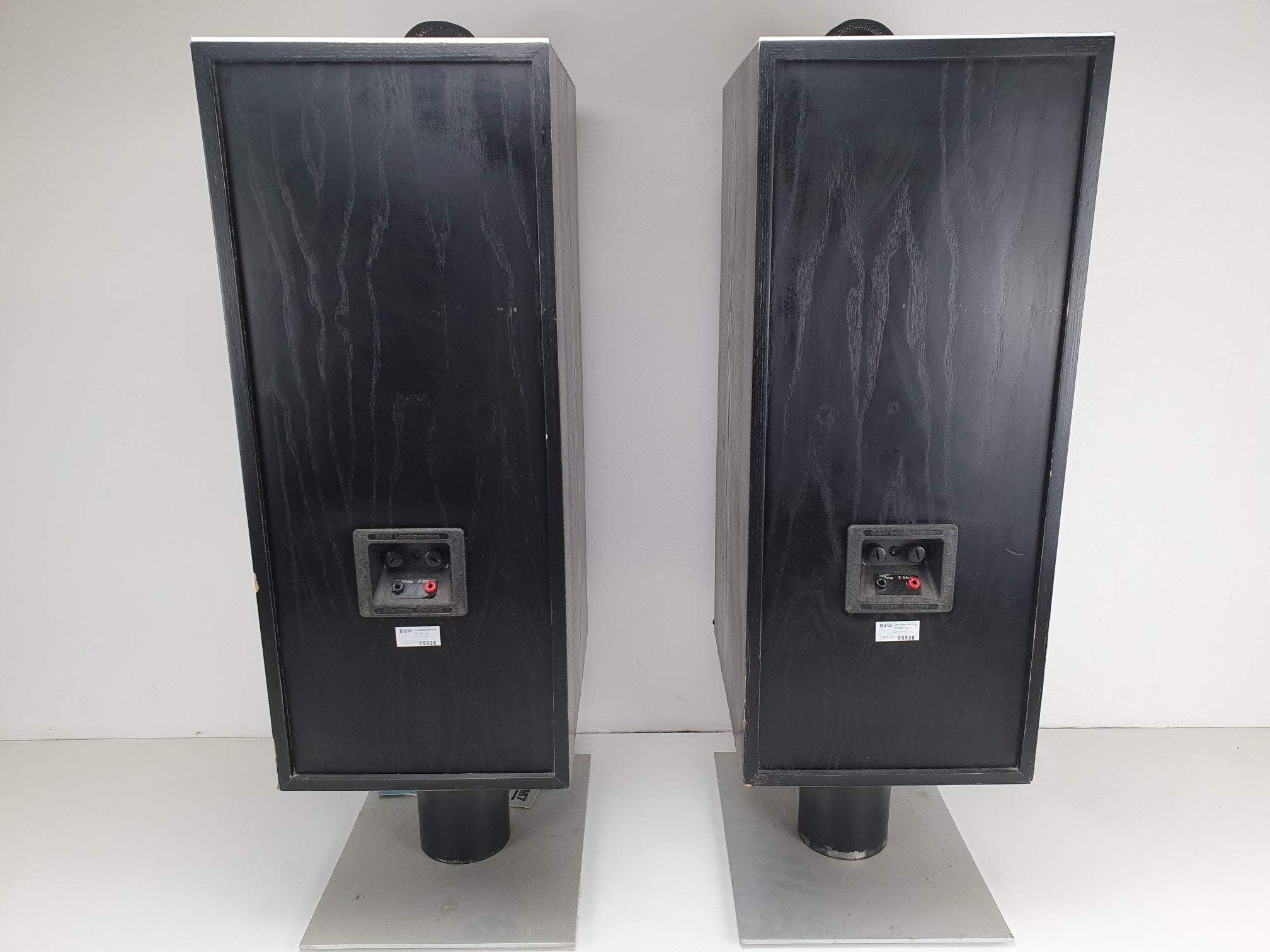B&W DM7 large passive 3 way speaker set - matched pair