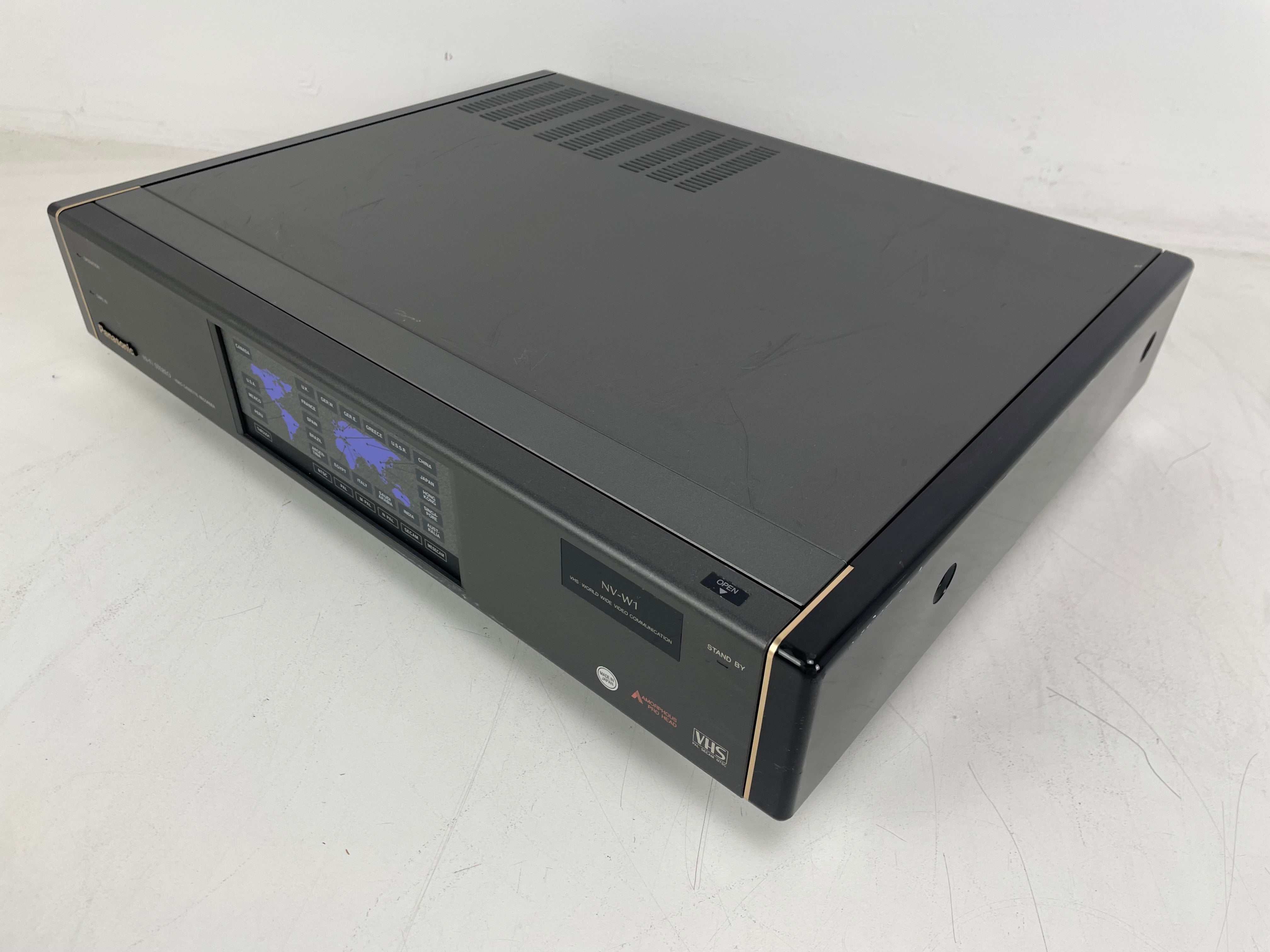 Panasonic – NV-W1E – Worldwide VHS VCR – PAL / SECAM / NTSC – Serviced (Repaired)