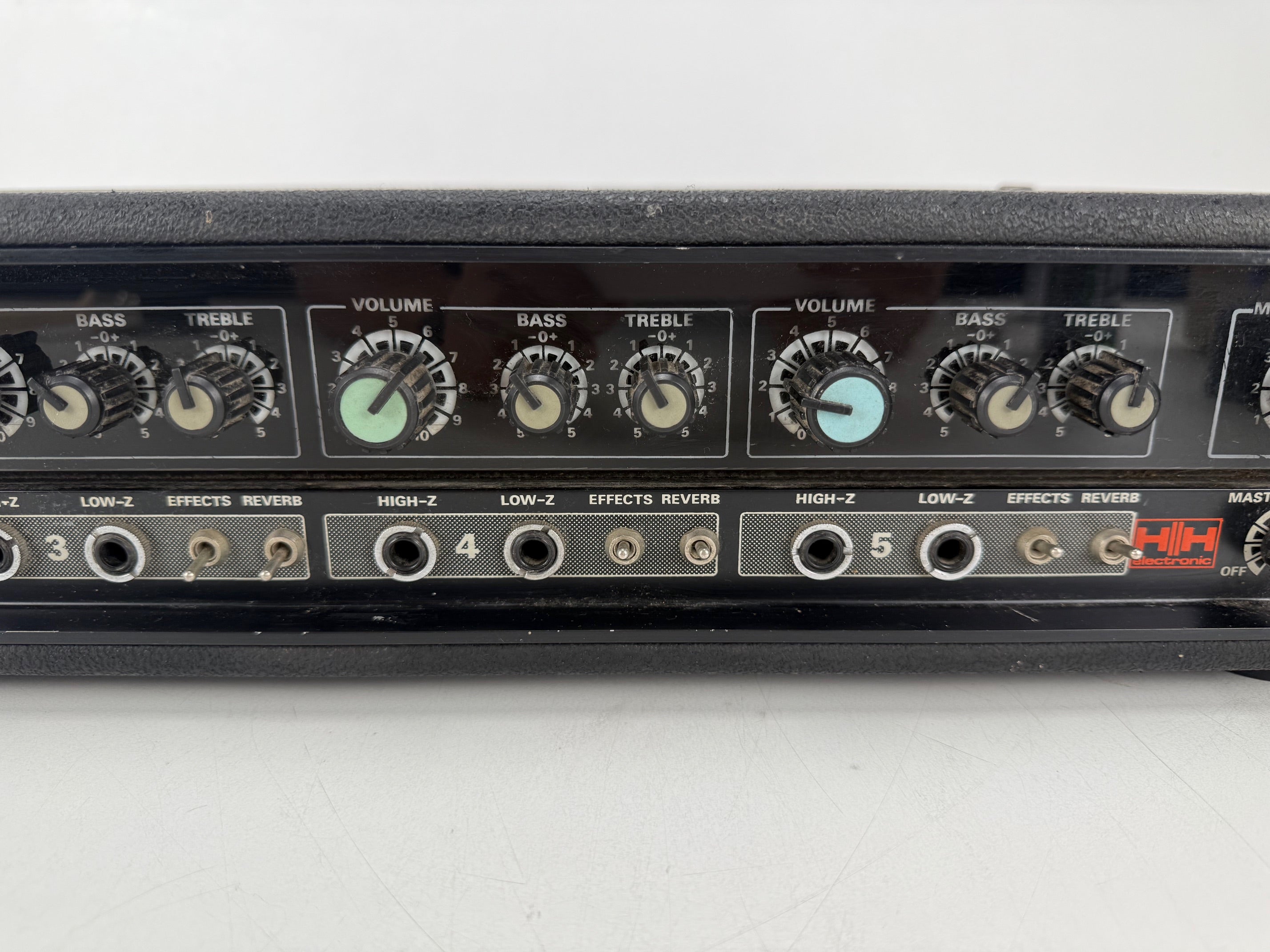 H&H MA150 5-kanaals mixerversterker met ingebouwde veergalm