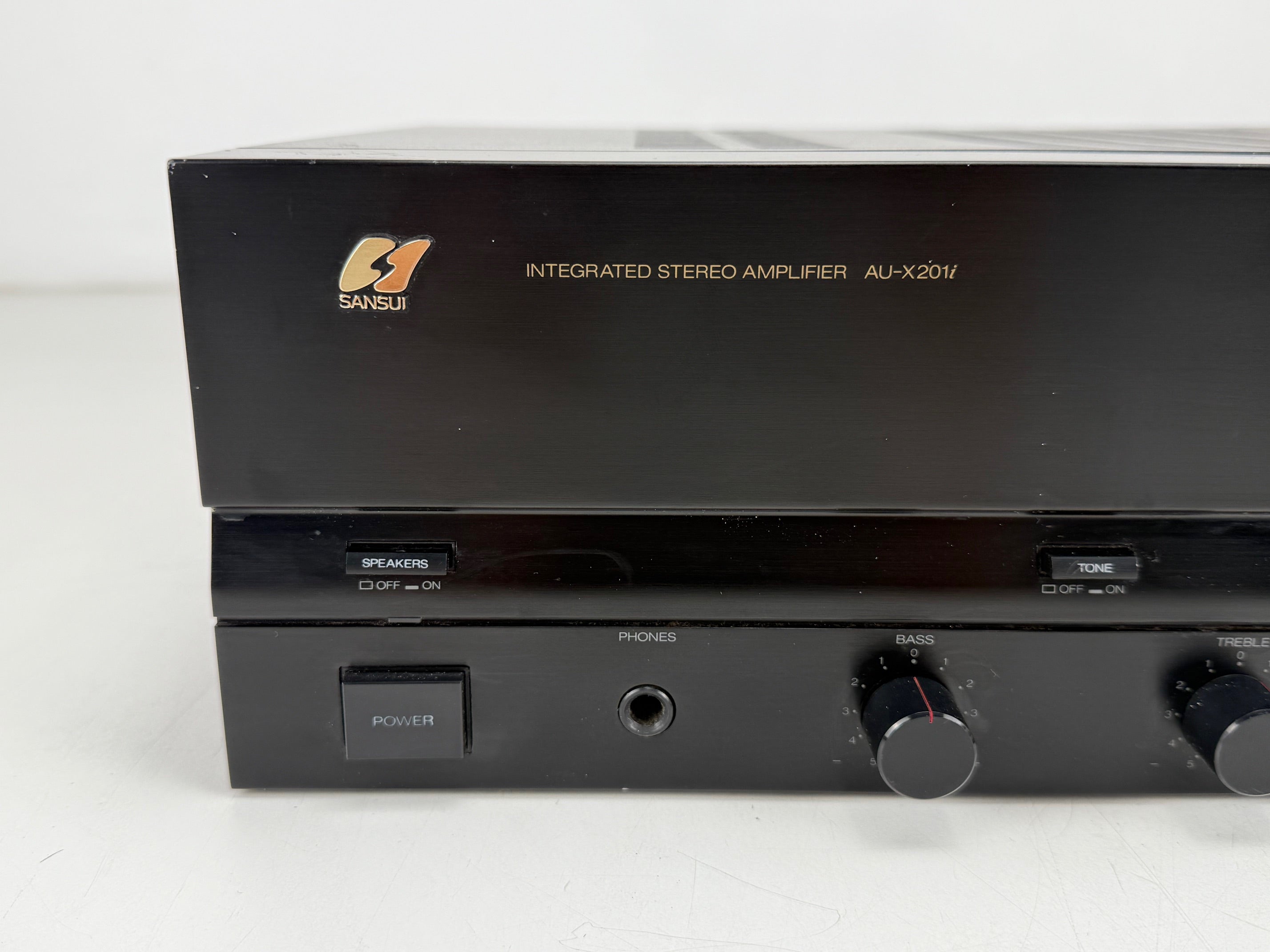 Sansui AU-X201i geïntegreerde stereoversterker