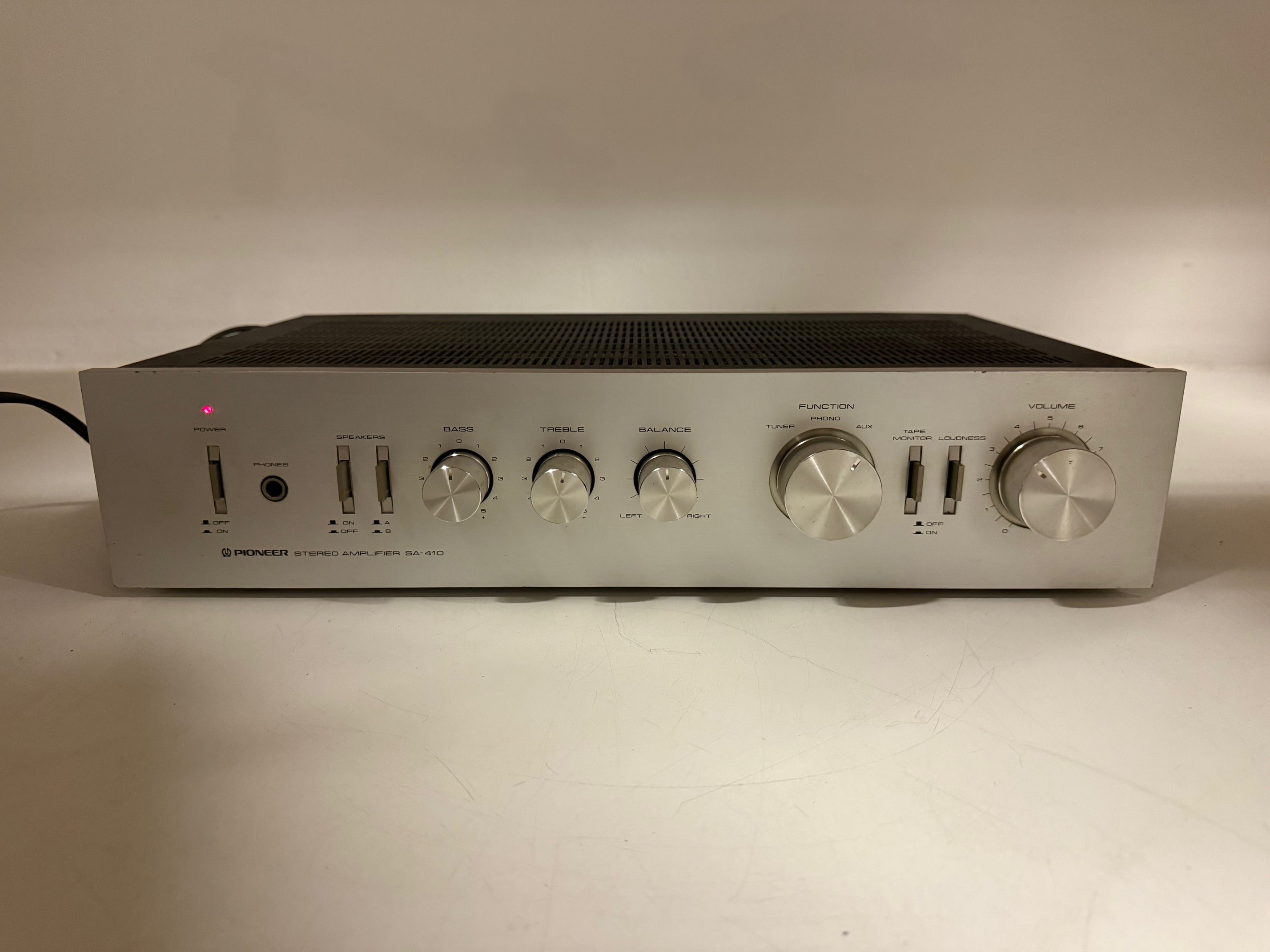 Pioneer SA-410 stereo geïntegreerde versterker