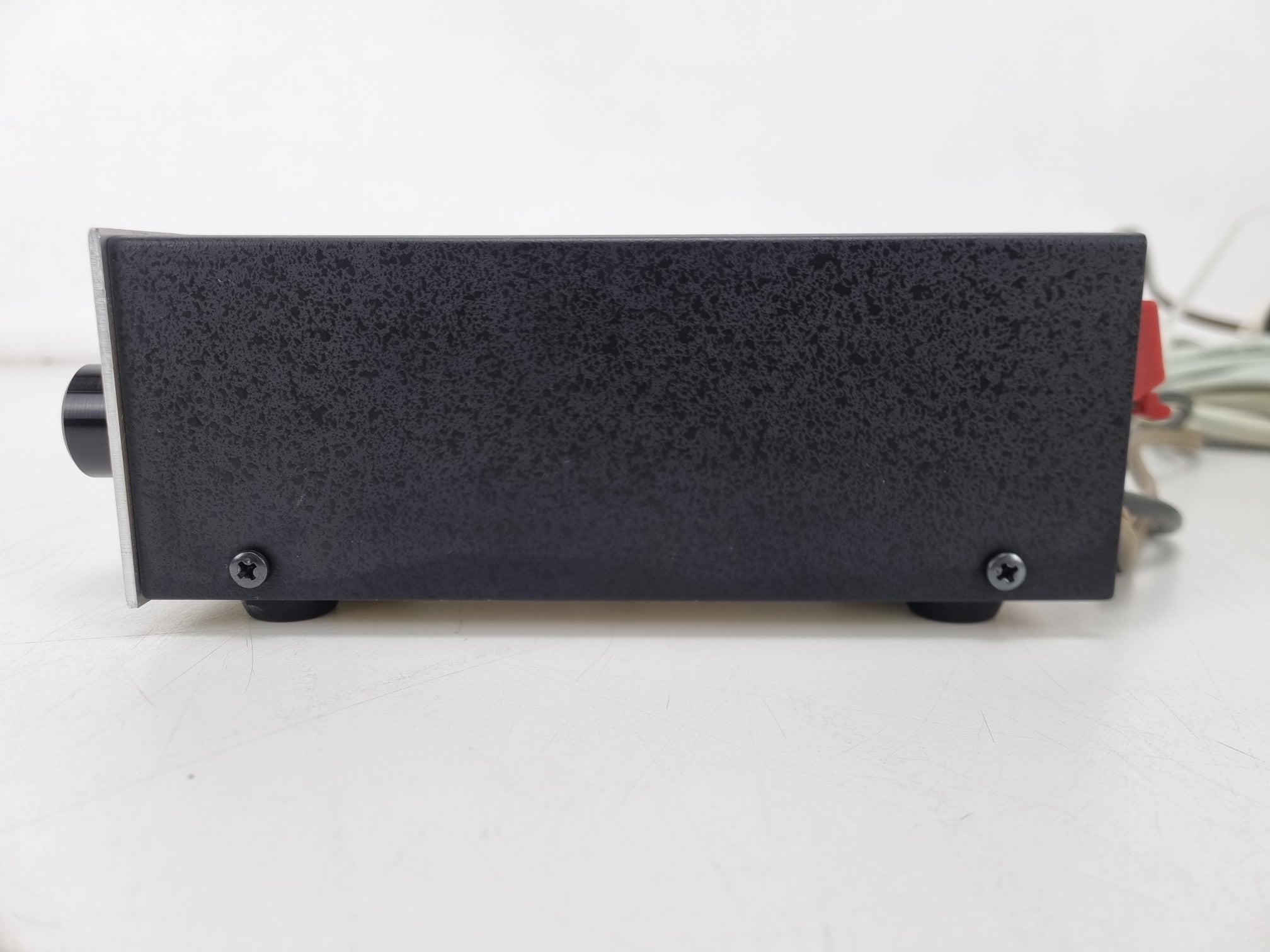 STAX SRD-6 - Adapter Elektrostatische Hoofdtelefoonversterker - SR-3 Oorluidspreker