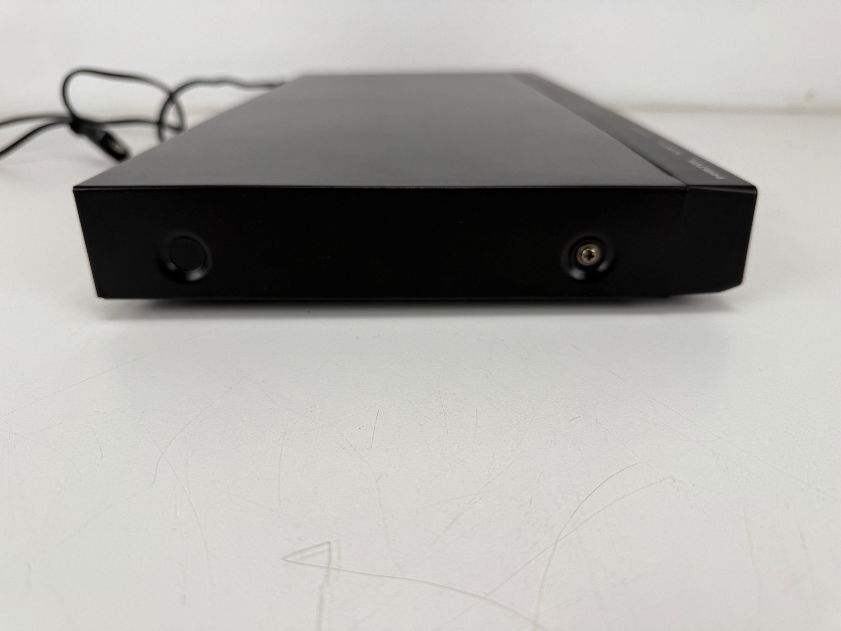 Onbekende PK 6750 HDMI DVD DIVX-speler met originele doos en afstandsbediening