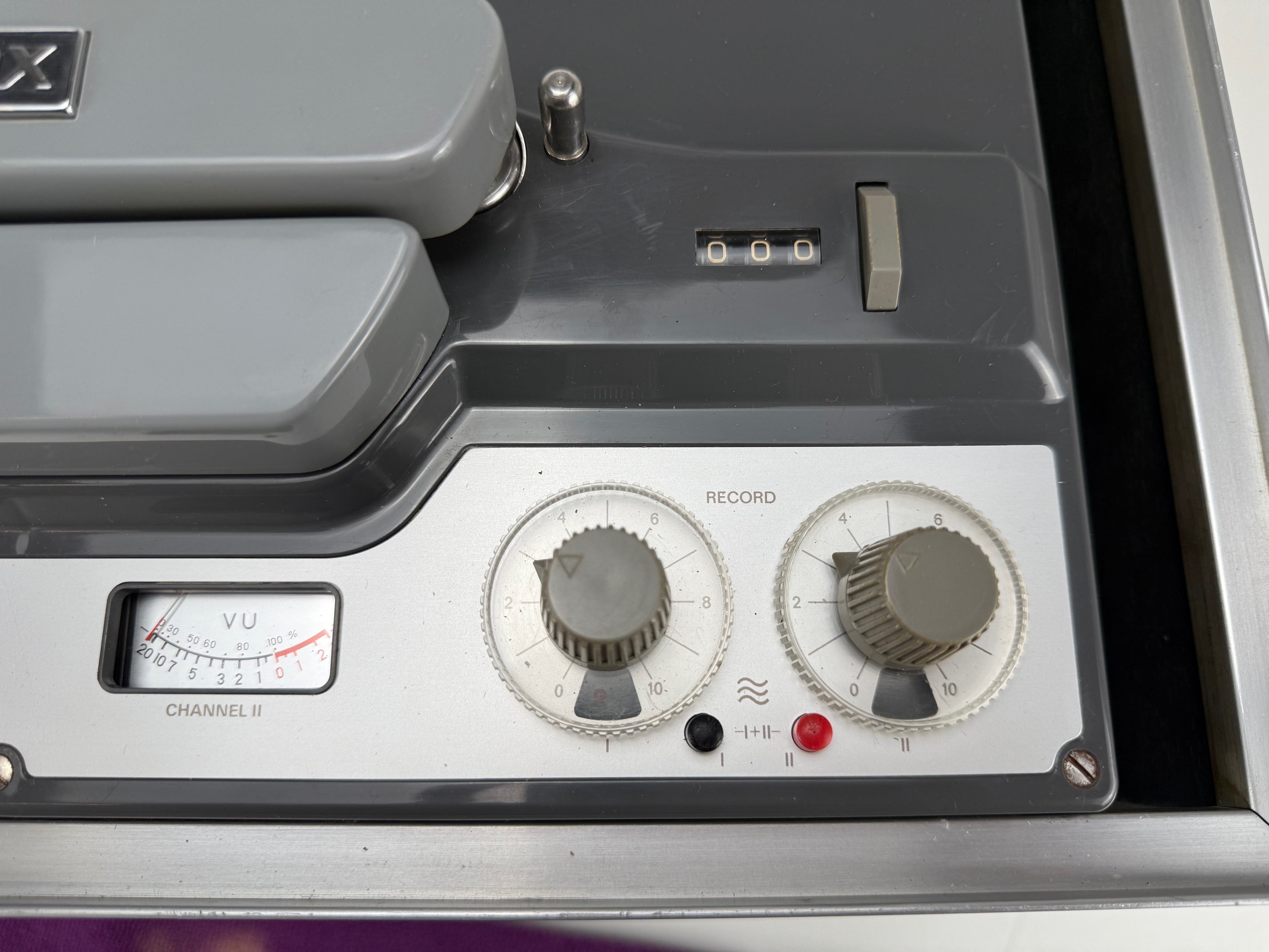 Studer Revox G36 1/4" Analog Reel To Reel Recorder - Serviced