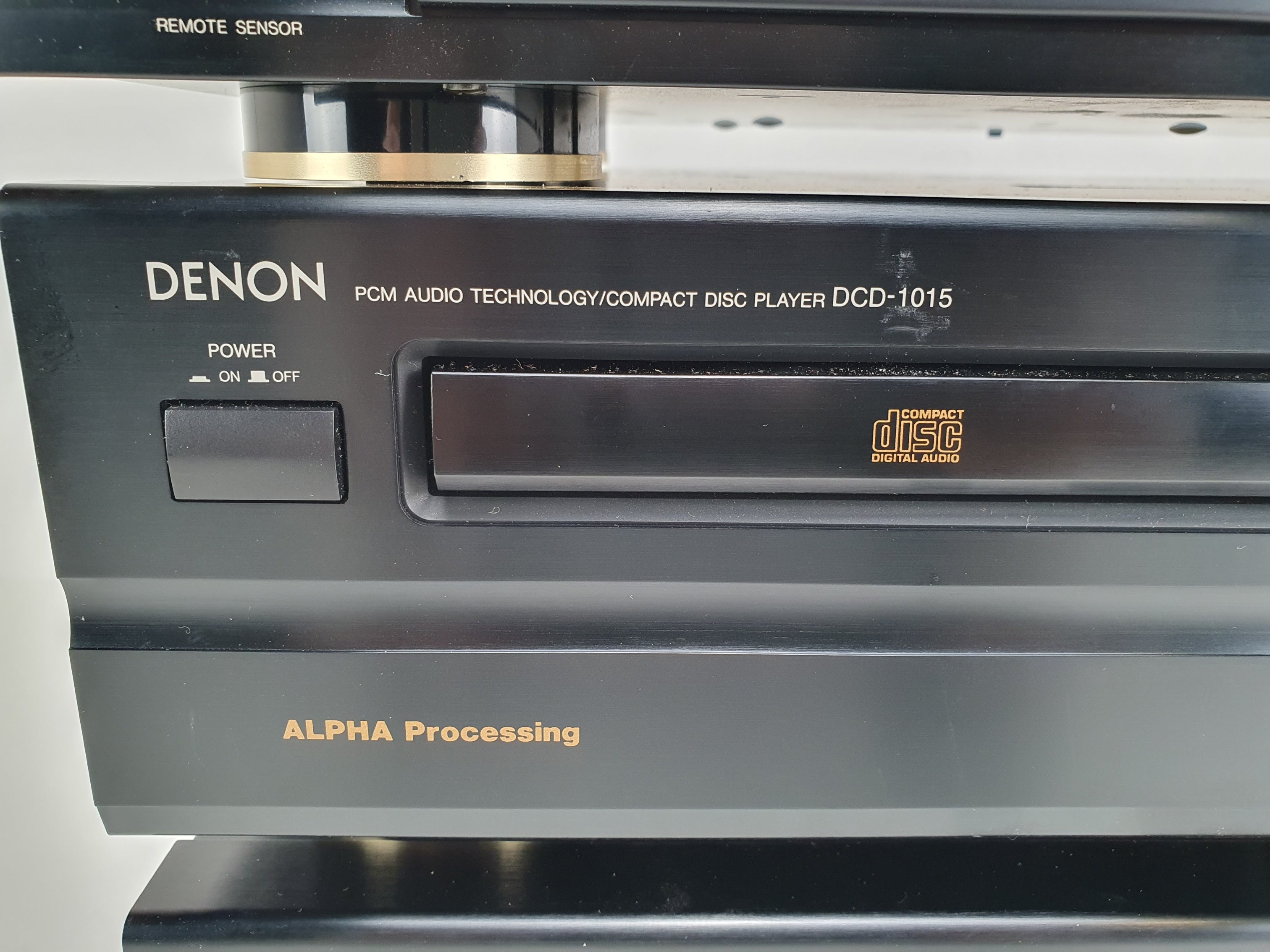 Denon PMA-95R (gereviseerd) versterker - DCD-1015 cd-speler - TU-580RD tuner - Inclusief afstandsbedieningen en handleidingen