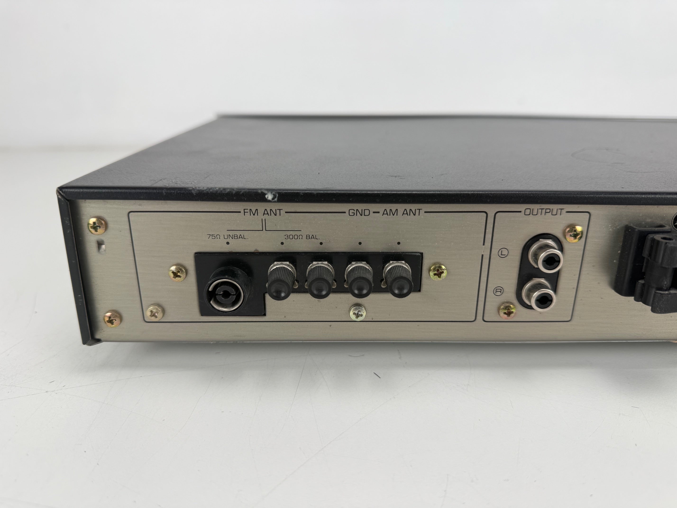 Yamaha T - 760 Natural Sound AM/FM Stereo Tuner - Fully Working