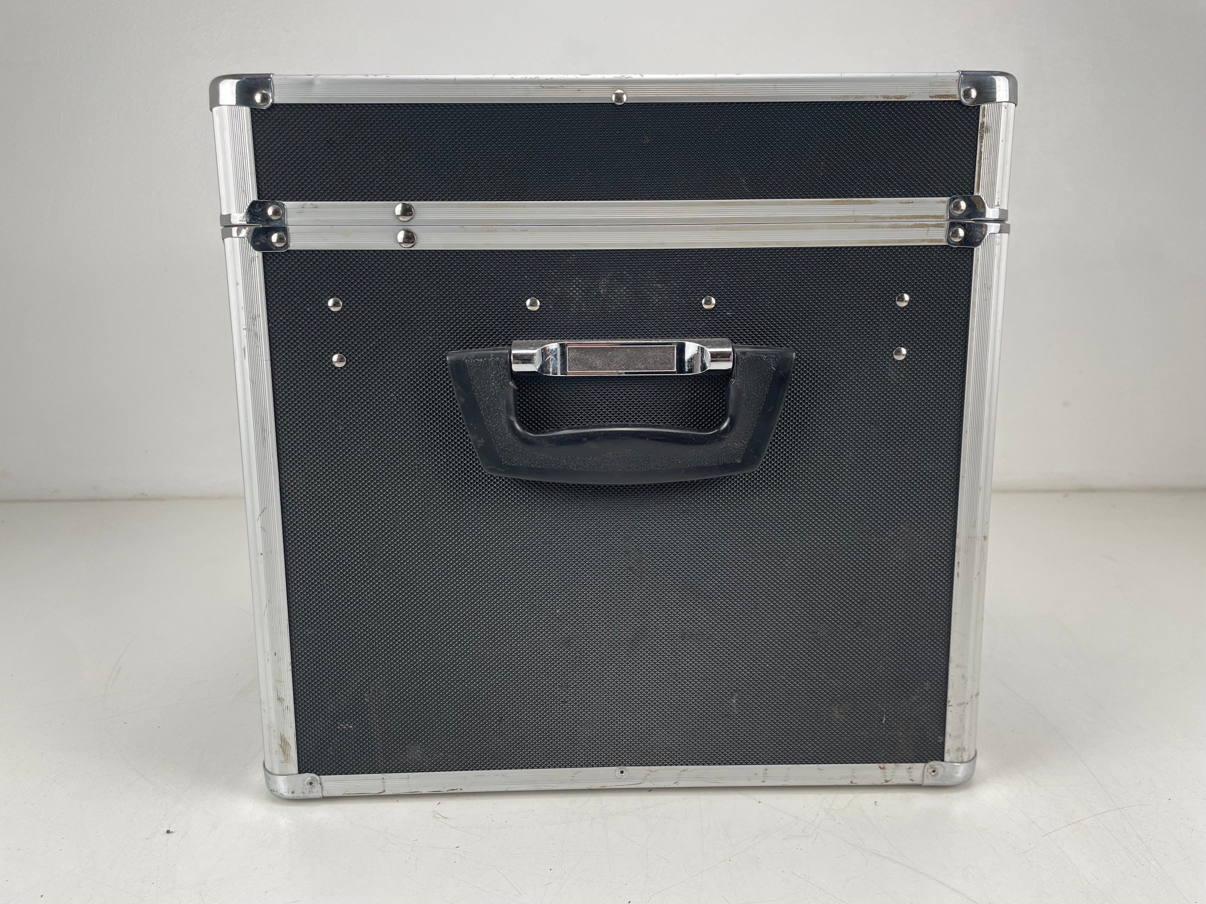 Leitz afsluitbare flightcase met ophangsysteem - PINCODE ONBEKEND