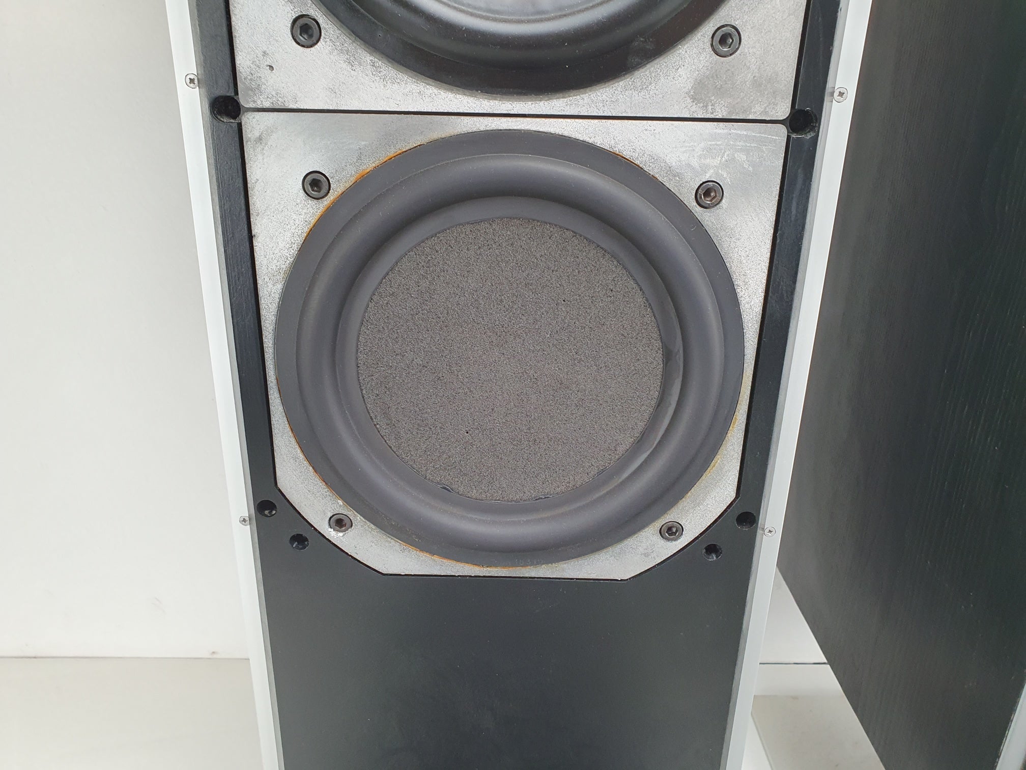 B&W DM7 large passive 3 way speaker set - matched pair
