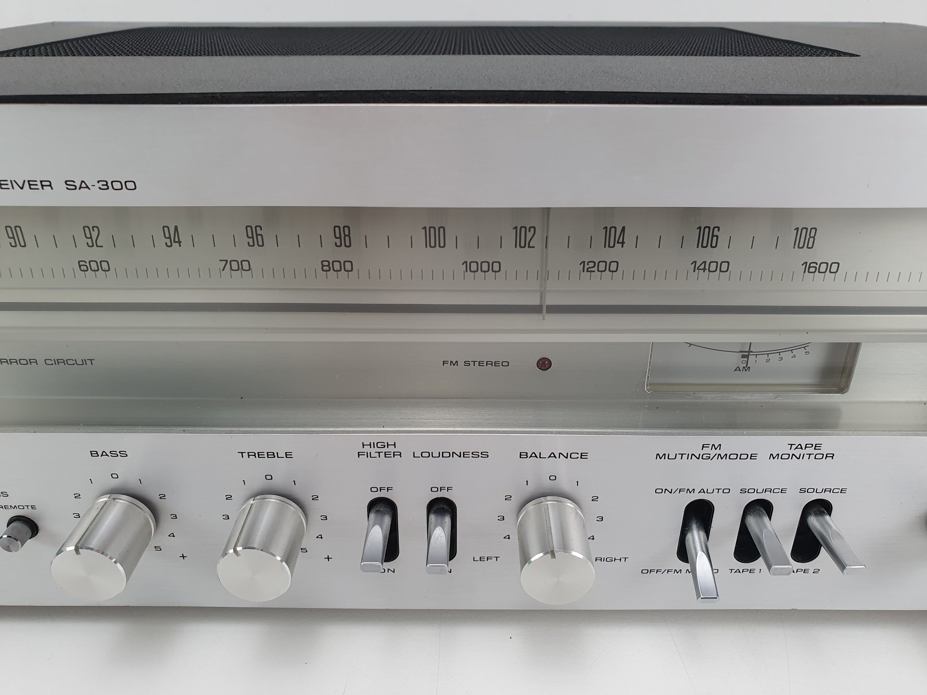 Technics SA-300 stereo-ontvanger - Onderhoud/Revisie van condensatoren/Phono-voorversterker