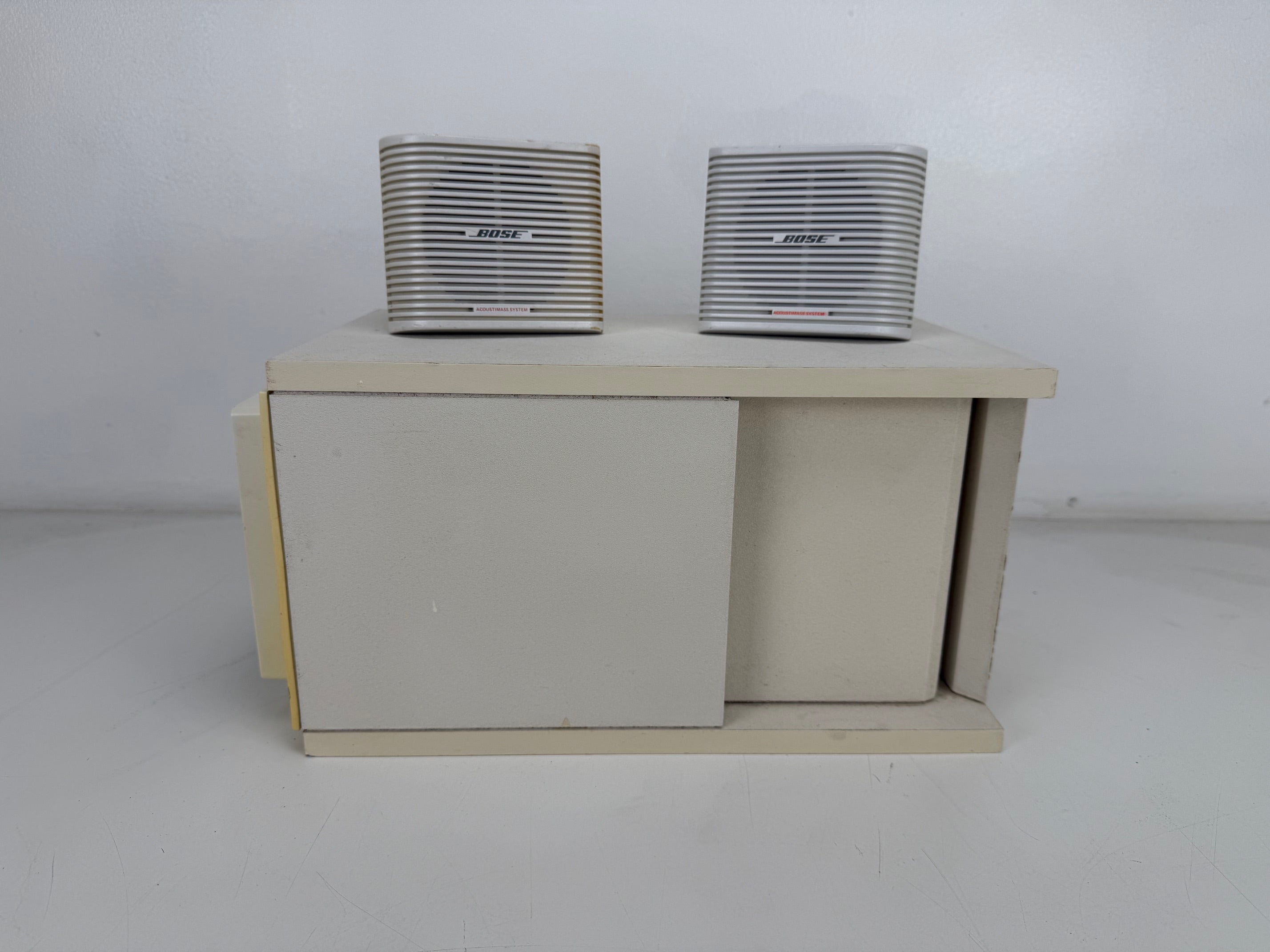 Bose Acoustimass 3 Speaker System - Sub and two monitors