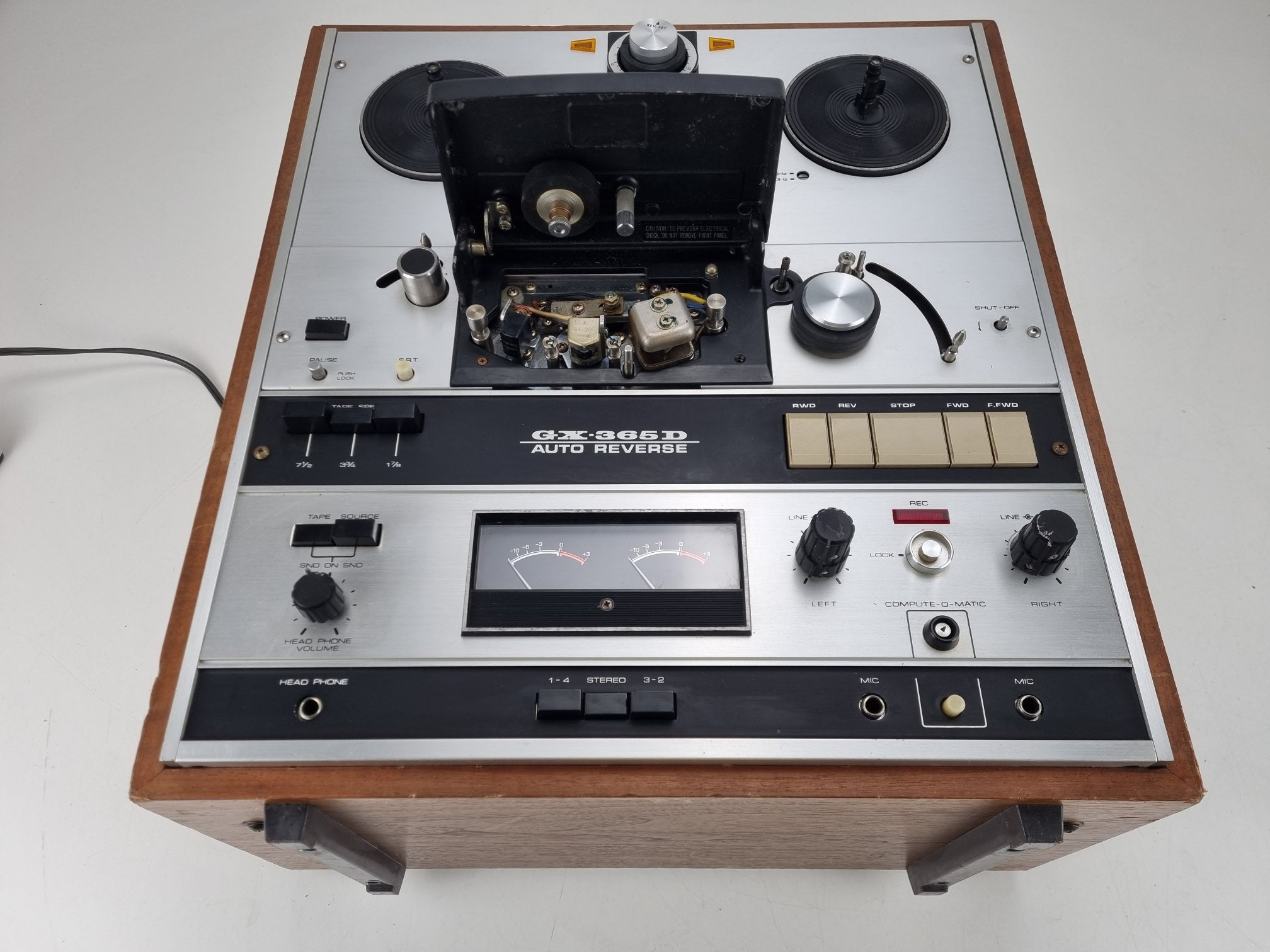 Akai GX-365D - Koppen gereinigd - Contacten hersteld - Werkt