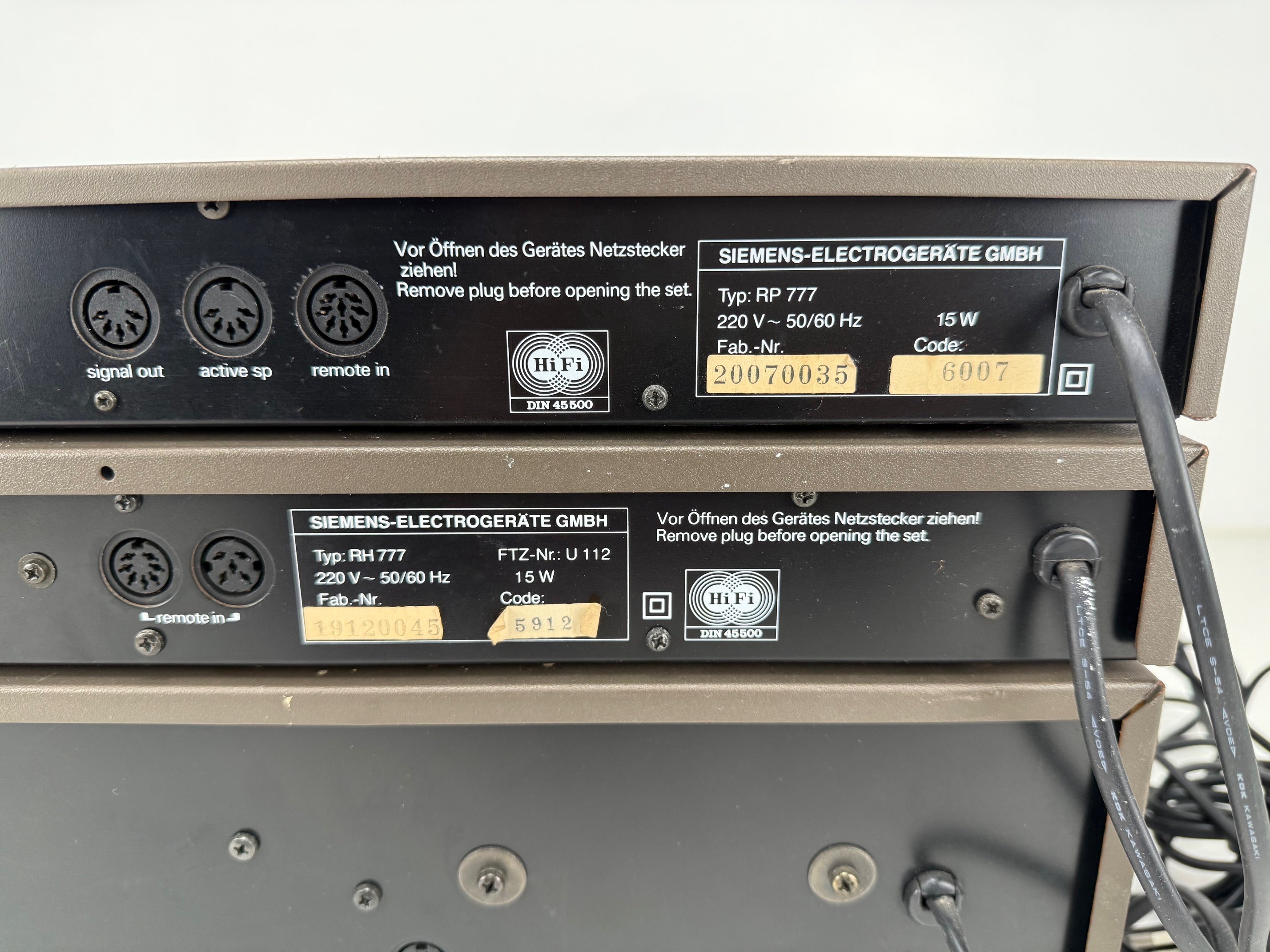 Siemens RP777 Pre-Amp / RH777 Tuner / RC777  Cassette Deck / RE777 Power Amp