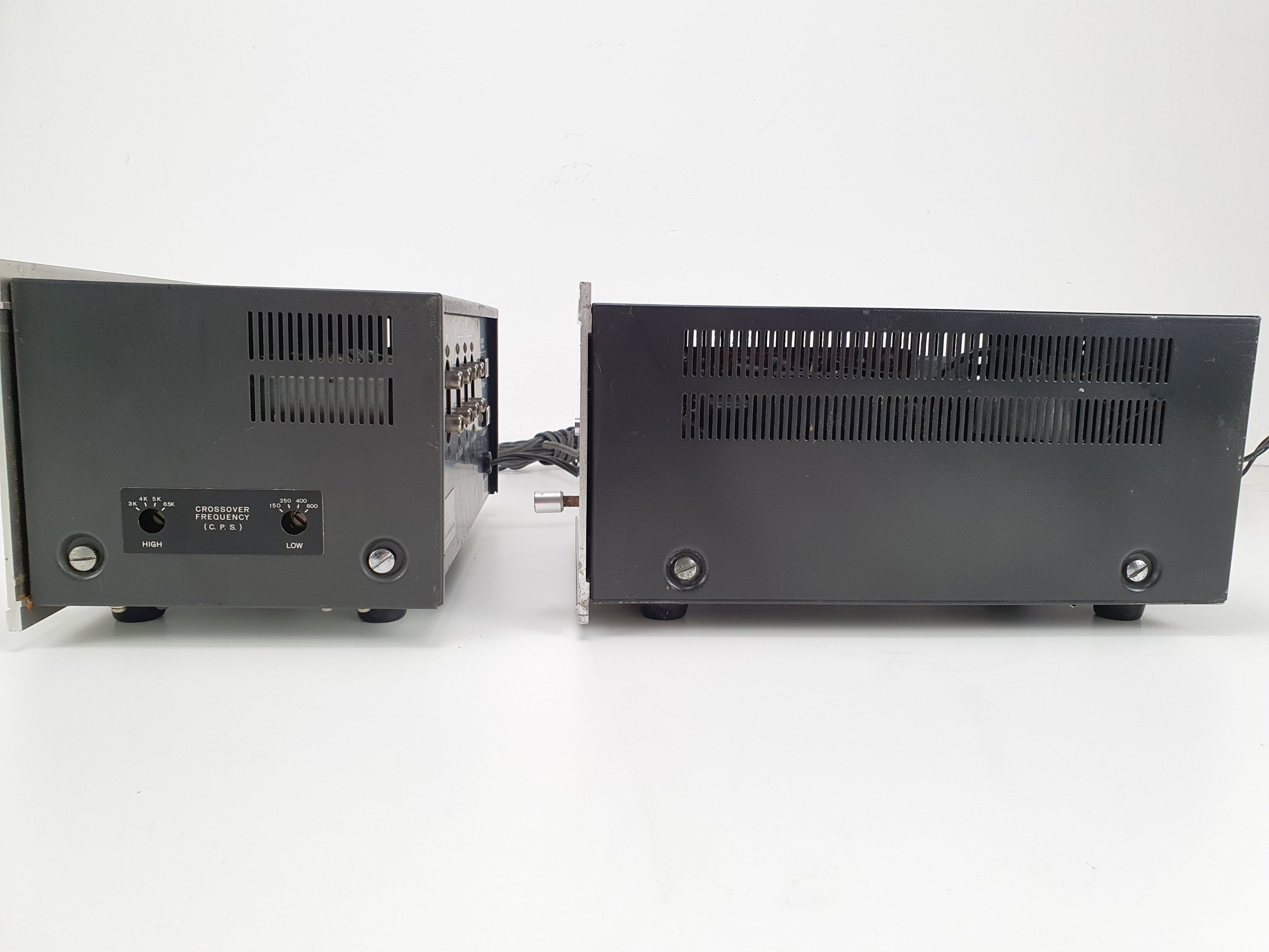 Sony 3060 versterker (volledig nagekeken) - 4300 voorversterker - Mooie set