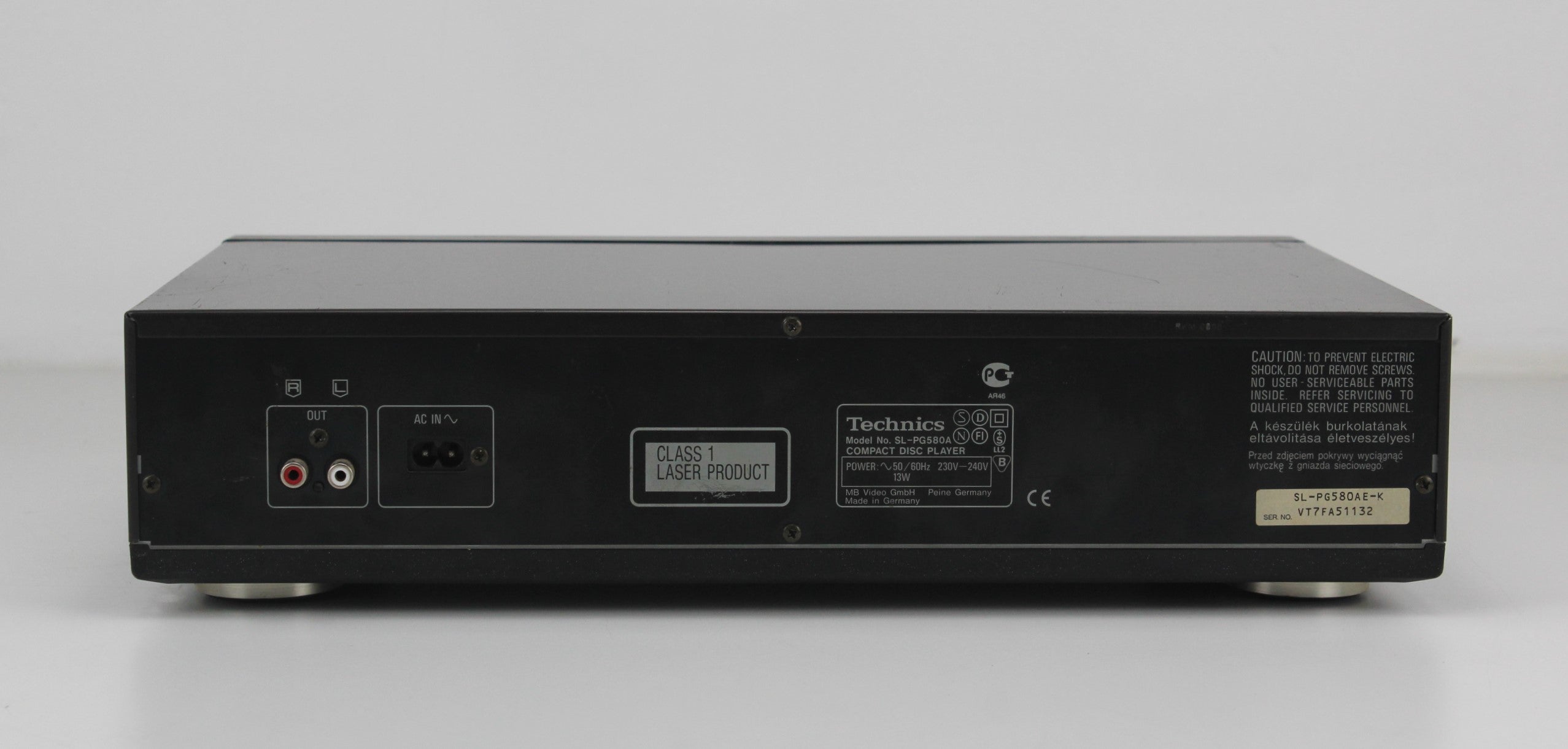 Technics Compact Disc Player SL-PG580A -Sold as is for parts