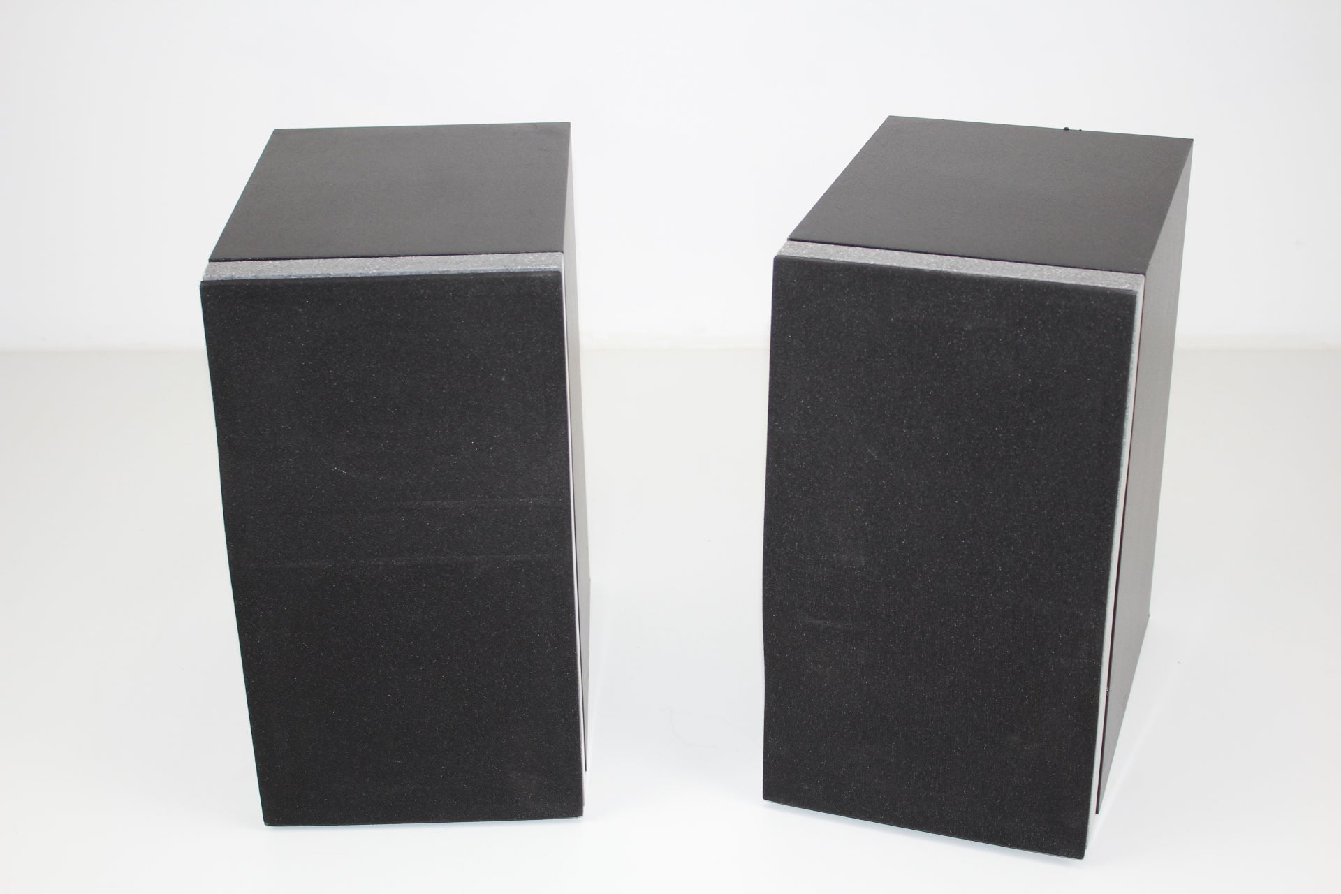 Philips FB720 Legend II boekenplankspeakers met een zeer goede geluidskwaliteit - in uitstekende staat.