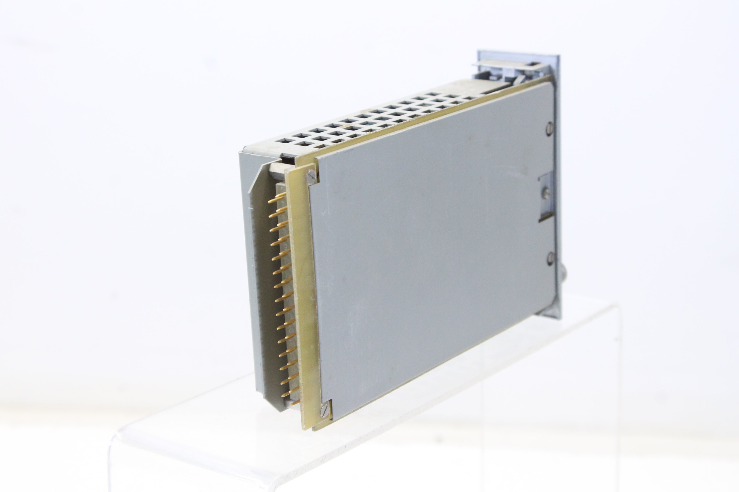 Telefunken V382 lijndistributieversterker