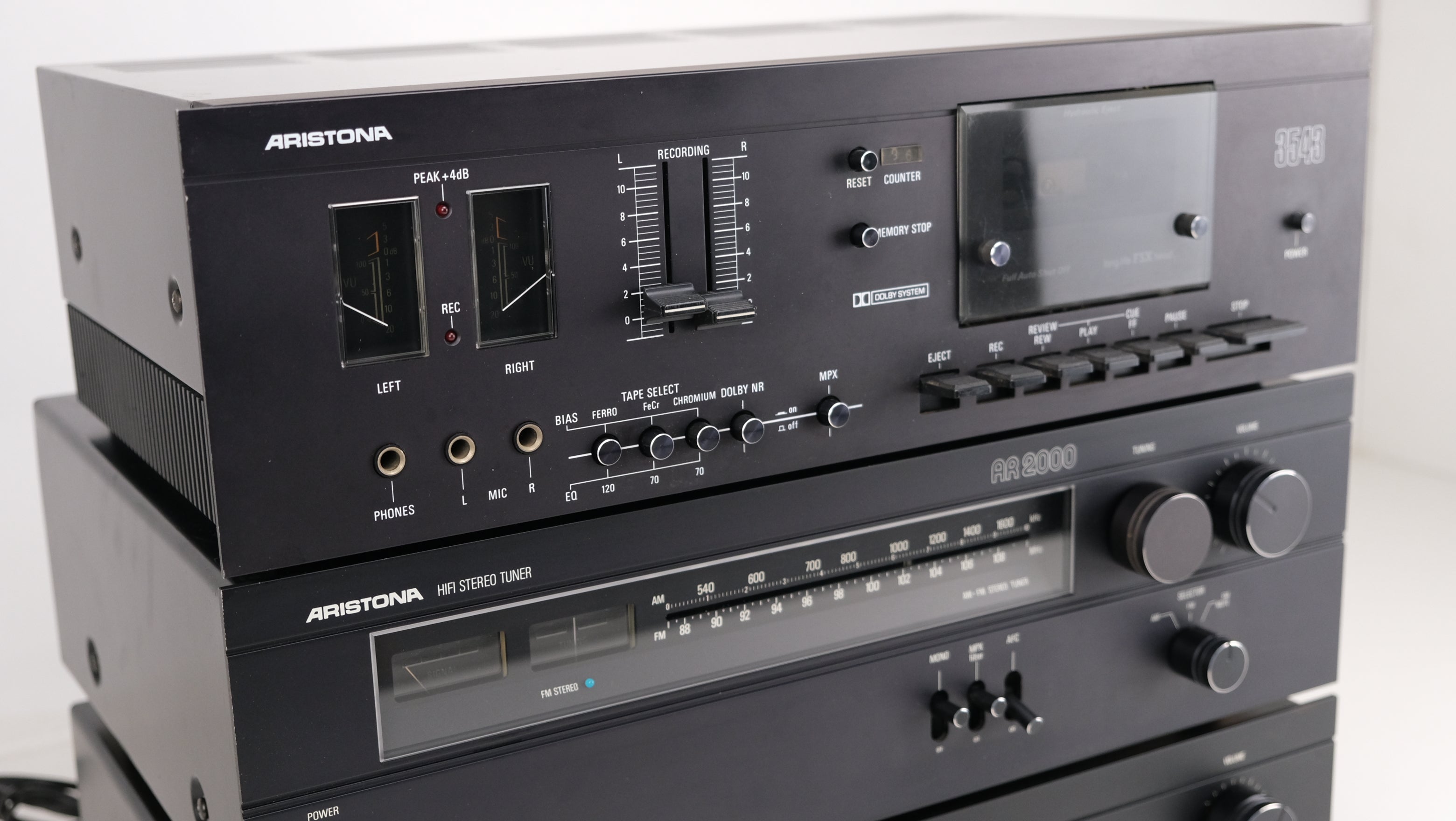 Aristona AR 1600 Stereo Amplifier - AR 2000 Stereo Tuner - EK 3543 Cassette Deck