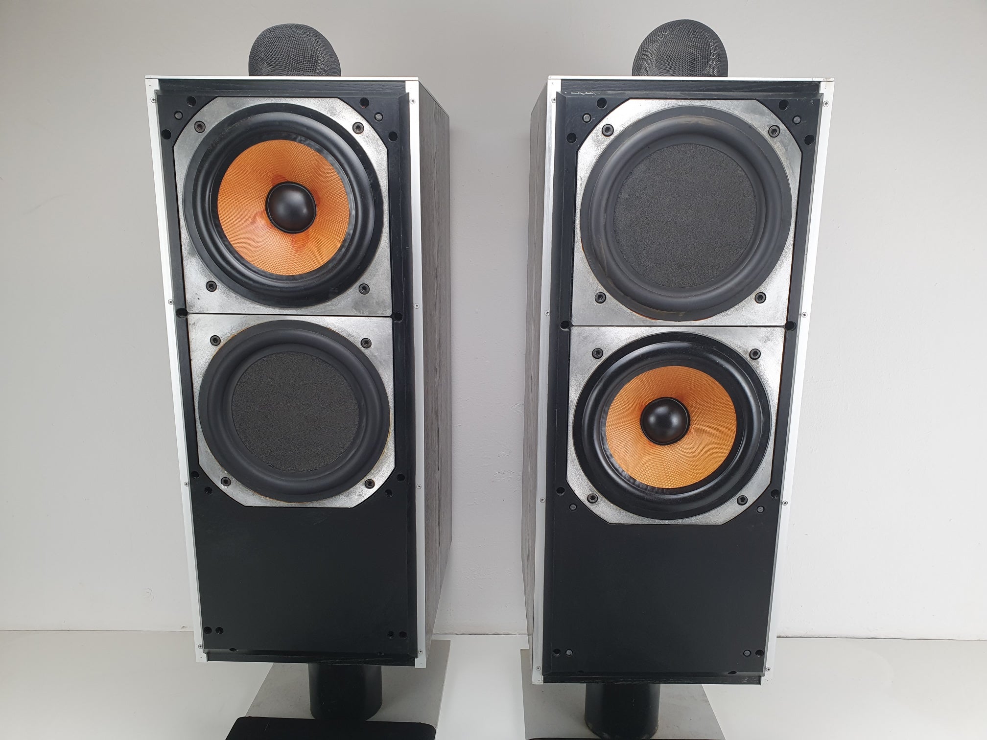 B&W DM7 large passive 3 way speaker set - matched pair