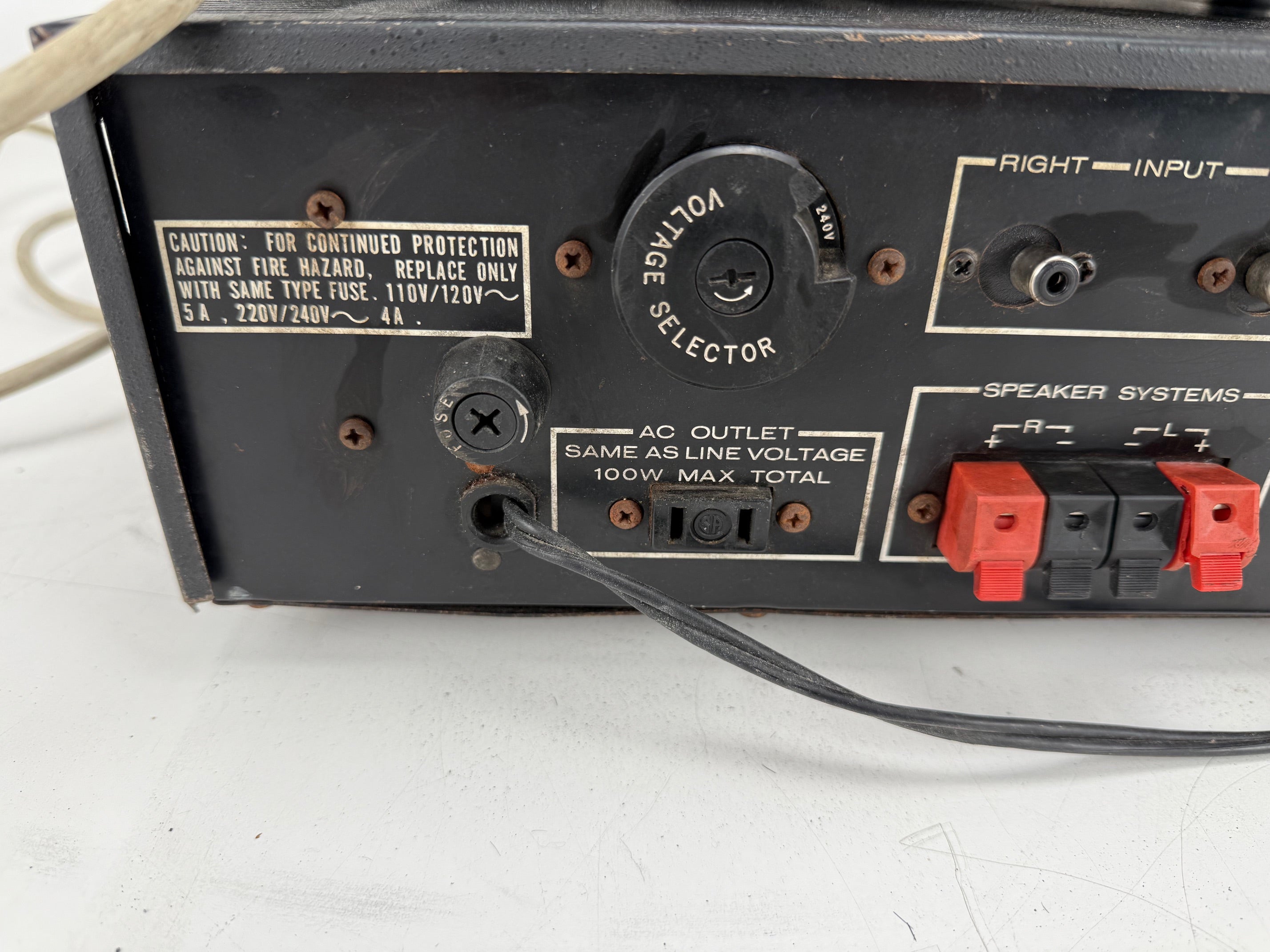 Marantz Model 3200 Control Stereo Console / Model 140 Power Amplifier - Fully serviced SET