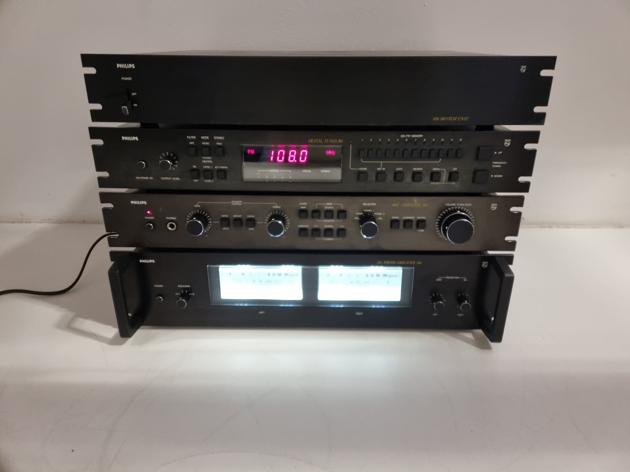 Philips 070 Switch Unit  - 180 TUNER - 280 Pre amp - 380 DC Power Amp - Fully Serviced set
