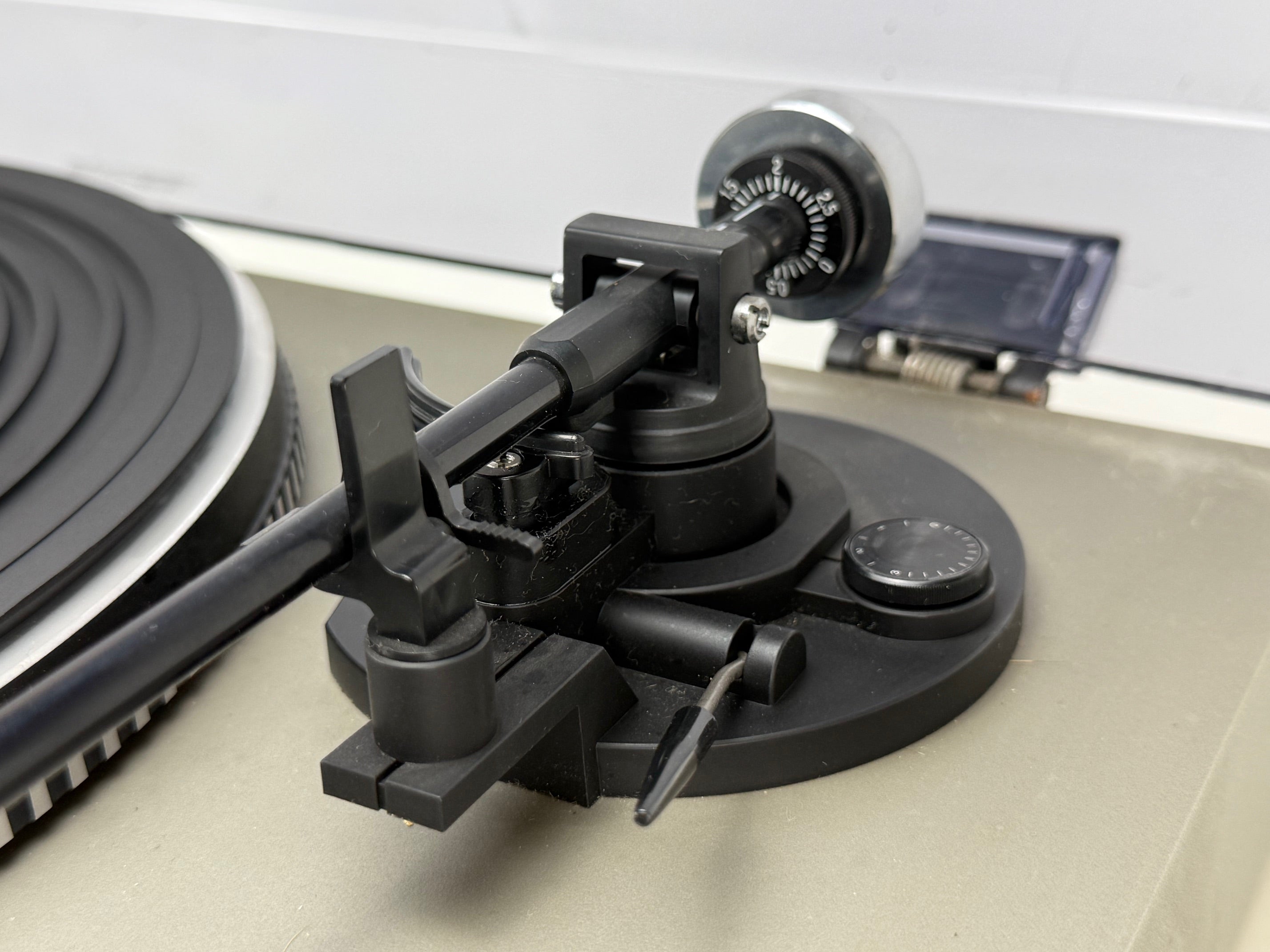 TEAC P9 Turntable / T-9 Stereo Tuner / A-9 Stereo Amplifier / V-9 Stereo Cassette Deck