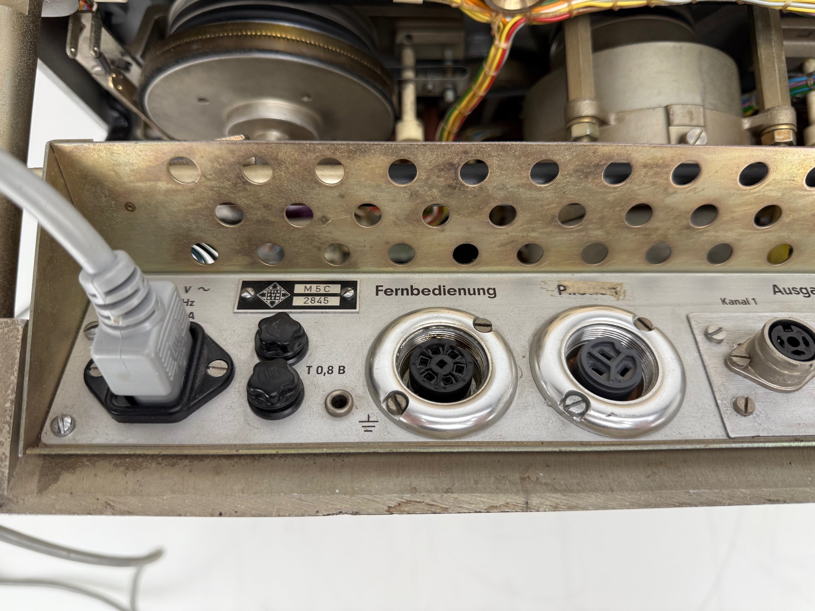 Telefunken M5C stereo bandrecorder met V396/397 voorversterkers - gereviseerd/gekalibreerd