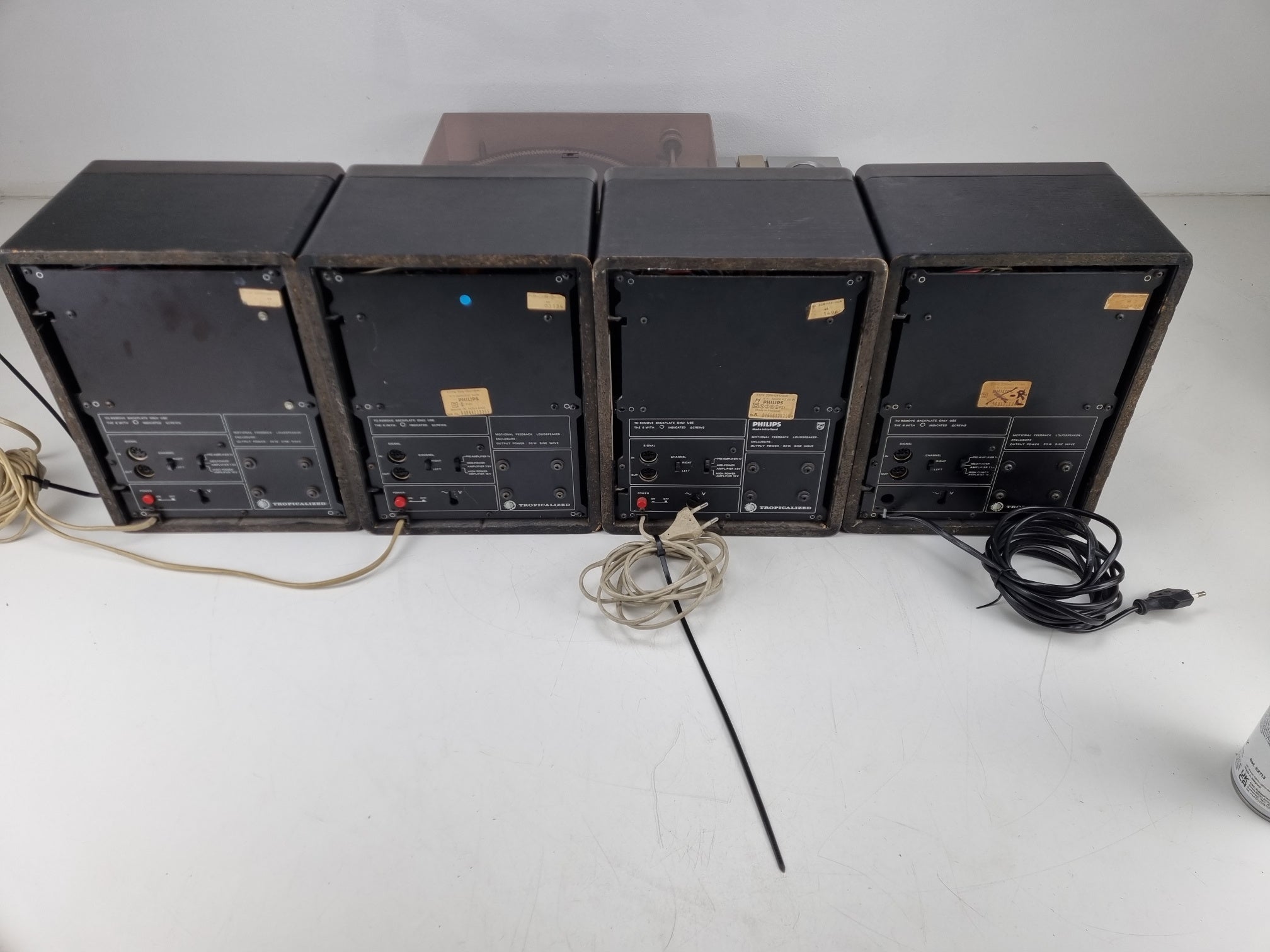 Philips RH 832 - VU meter repaird - New Ligths - 4x Philips 541 MFB speakers