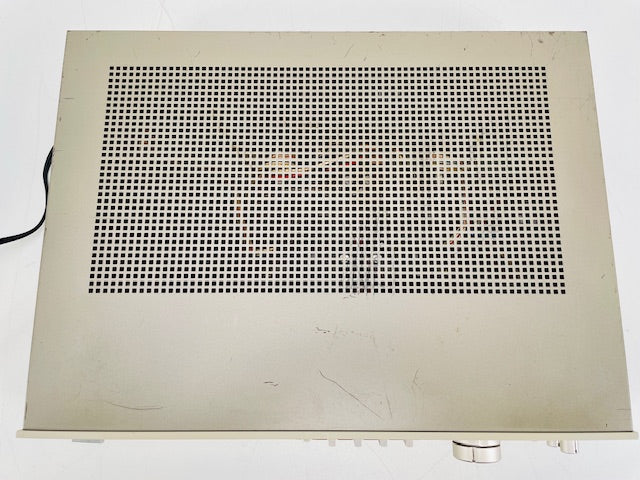 TEAC A7 DC Servo Integrated Amplifier + T9 Digital Synthesizer AM/FM Tuner