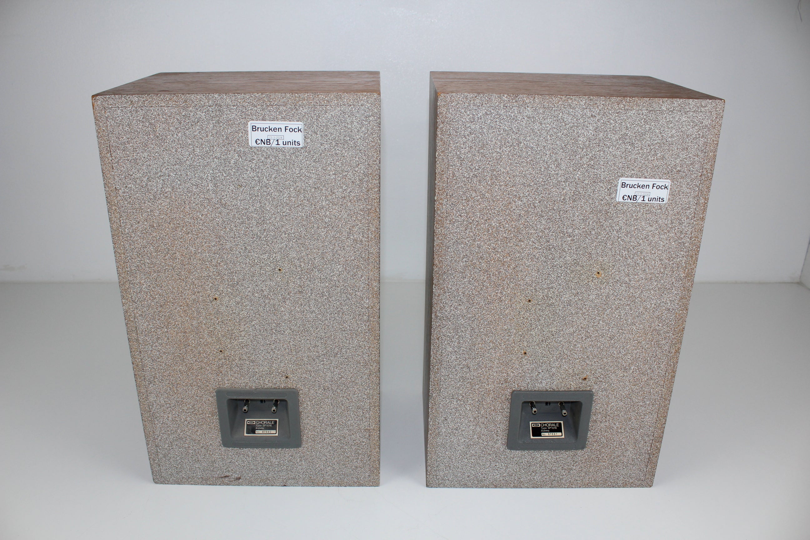 KEF Chorale SP 1016 - 1 woofer not working