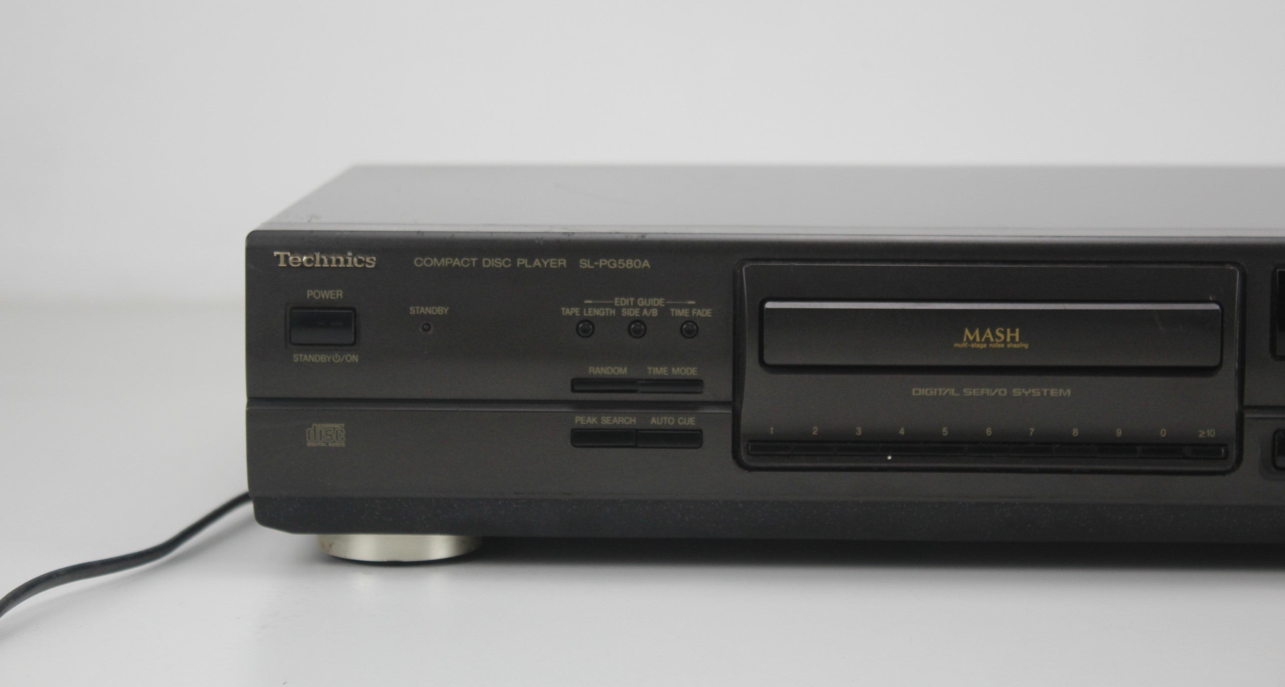 Technics compact disc-speler SL-PG580A - Wordt verkocht zoals hij is, voor onderdelen.