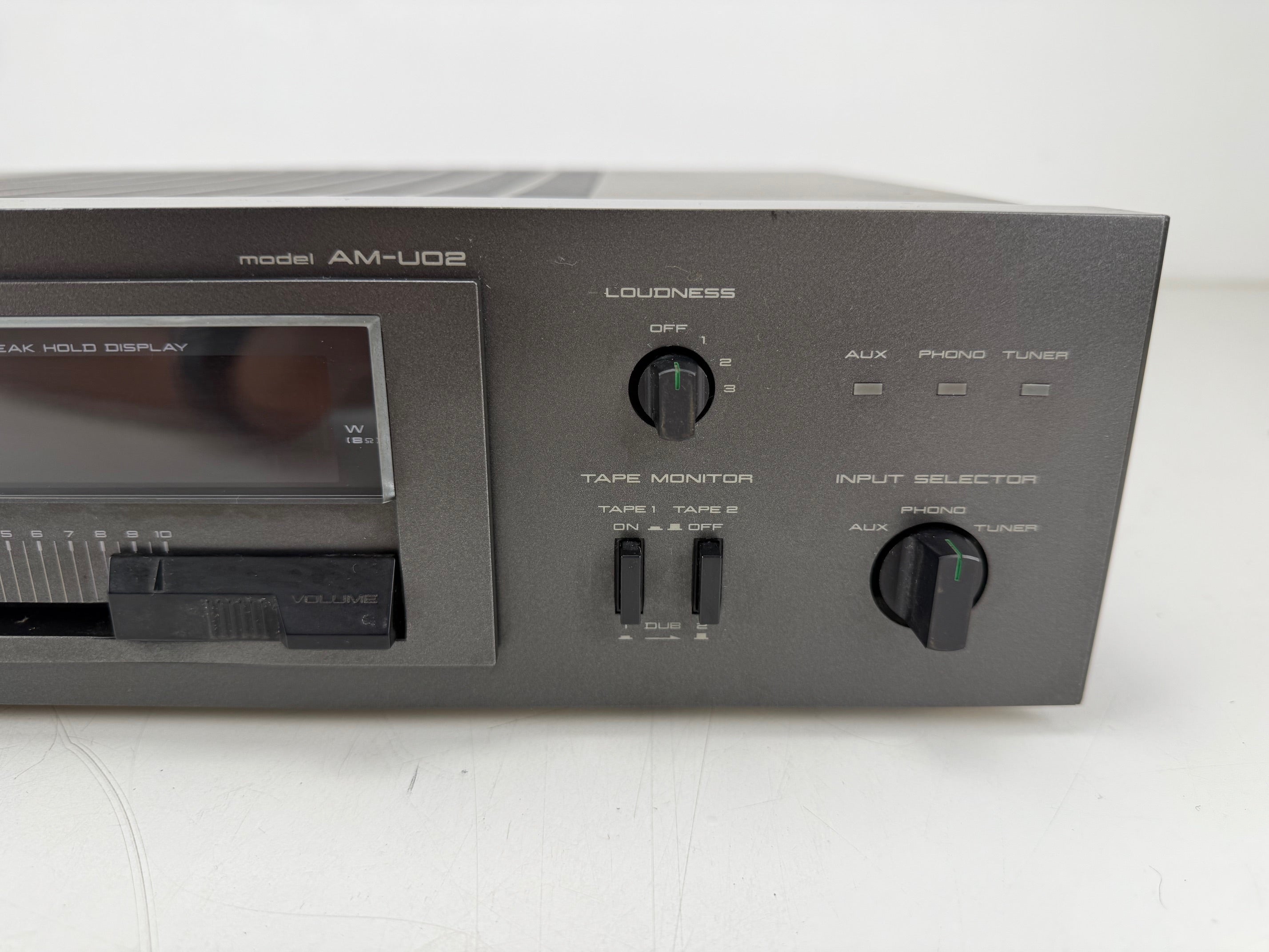 Akai AM-U02 stereo geïntegreerde versterker