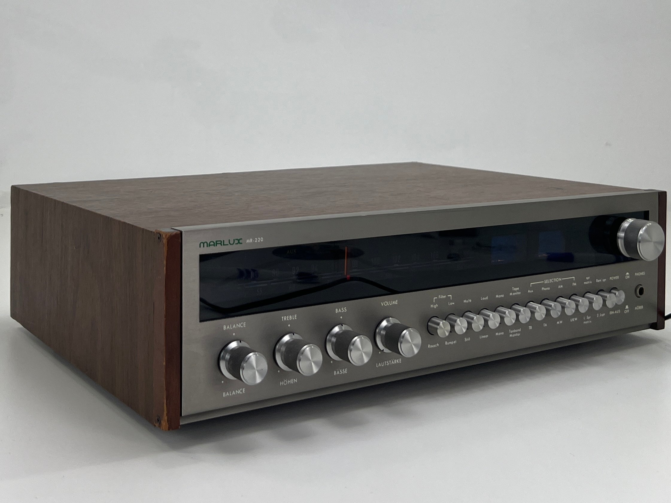 Marlux MR-220 - Stereo Receiver