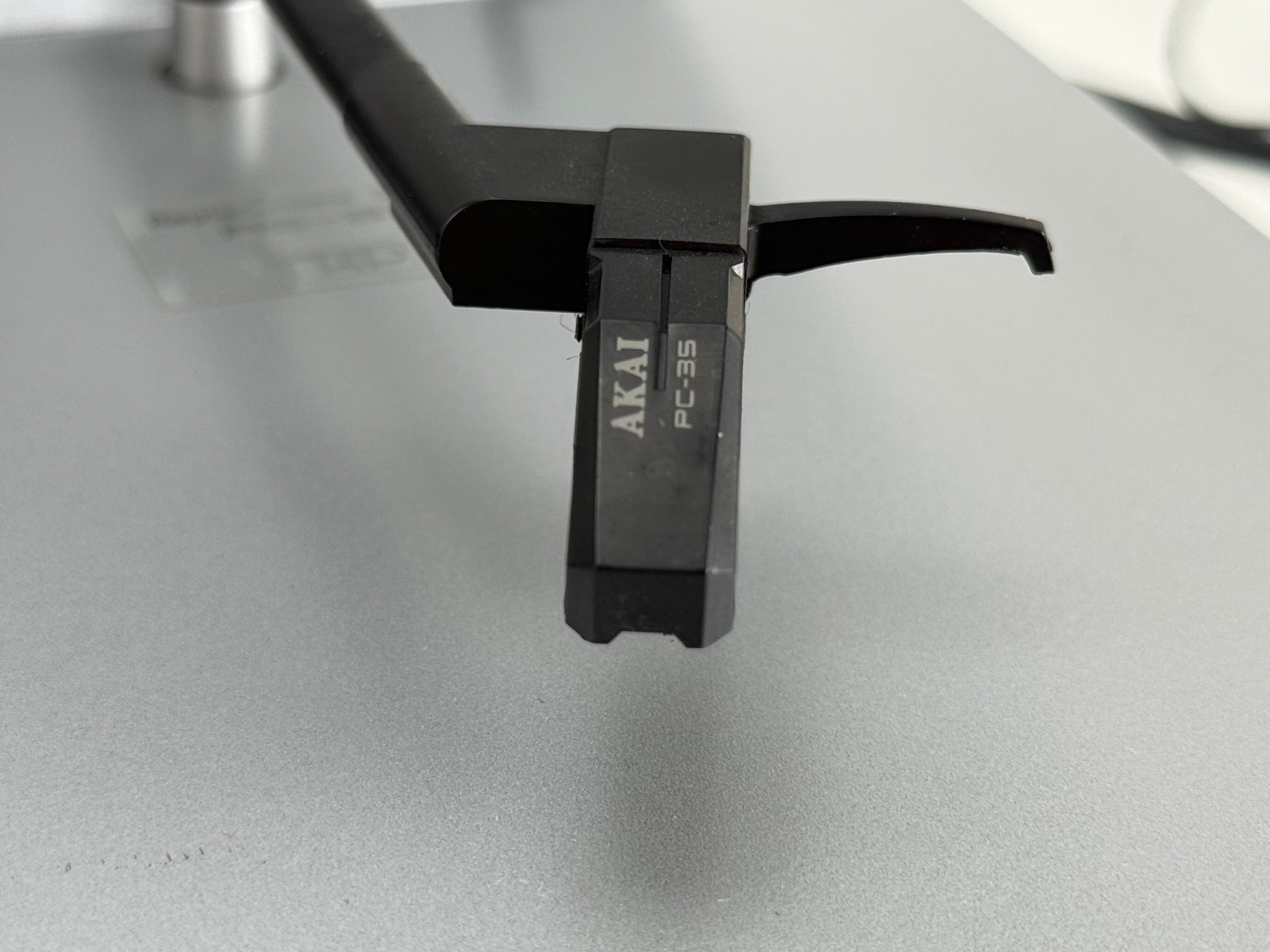 Akai AP-A101 semi-automatische draaitafel - nieuwe aandrijfriem