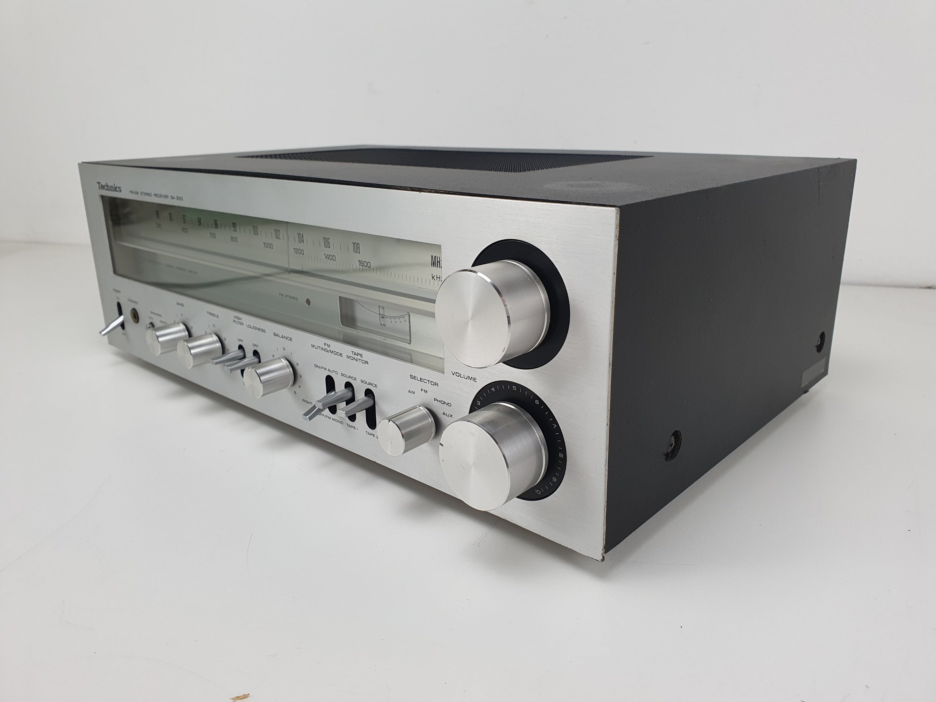 Technics SA-300 stereo-ontvanger - Onderhoud/Revisie van condensatoren/Phono-voorversterker