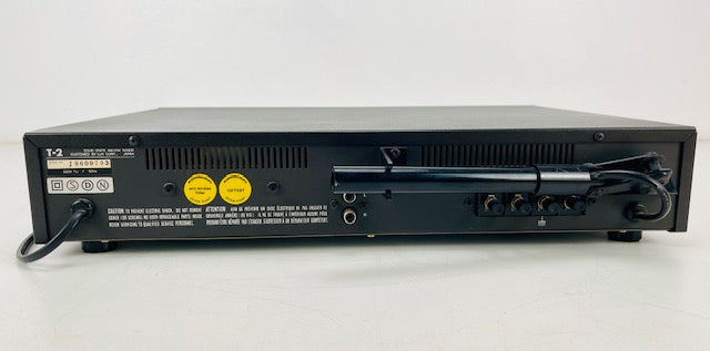 Luxman T2 Solid State AM/FM Tuner