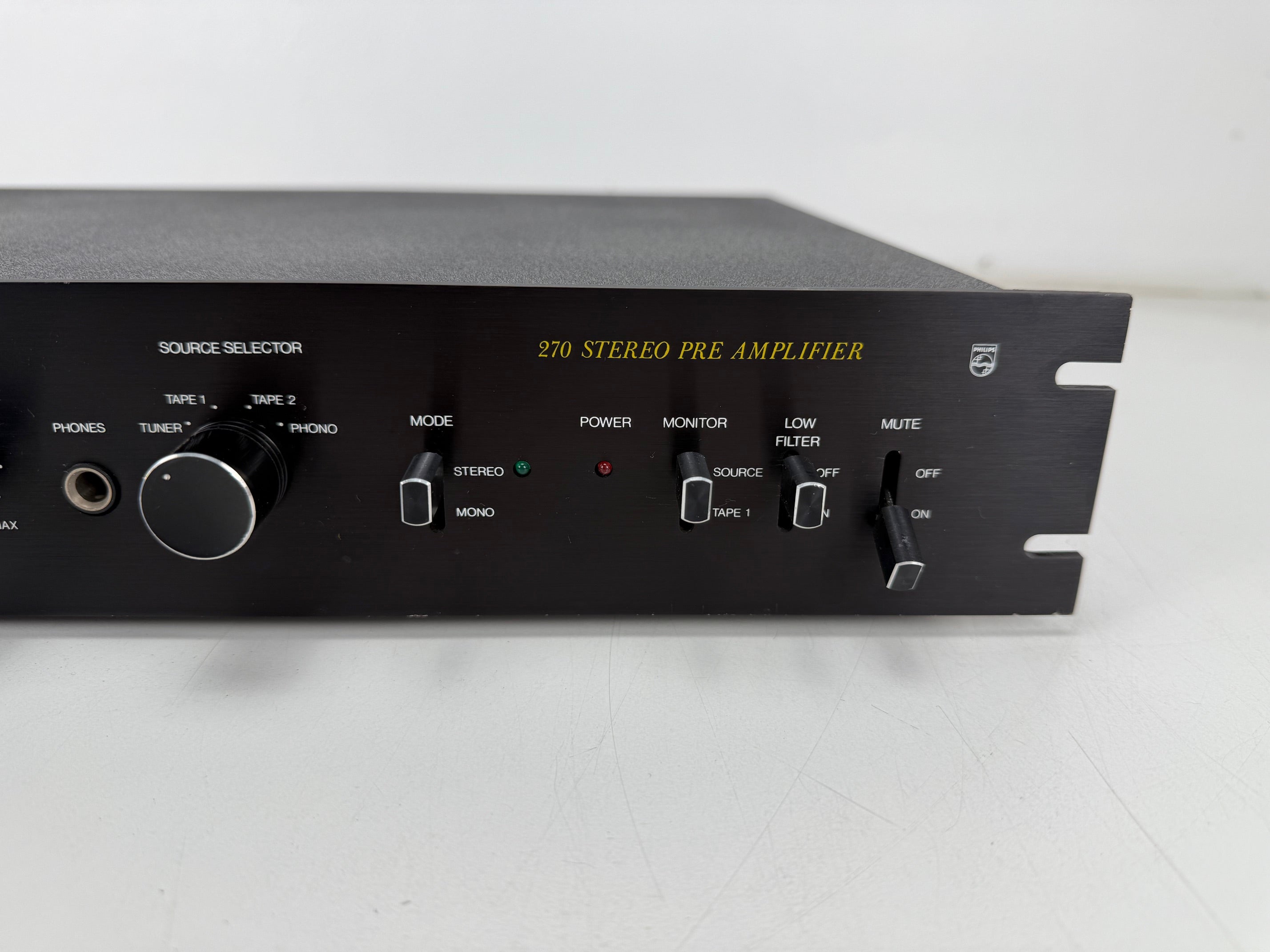 Philips 22AH270 stereo voorversterker - Zwarte tulp