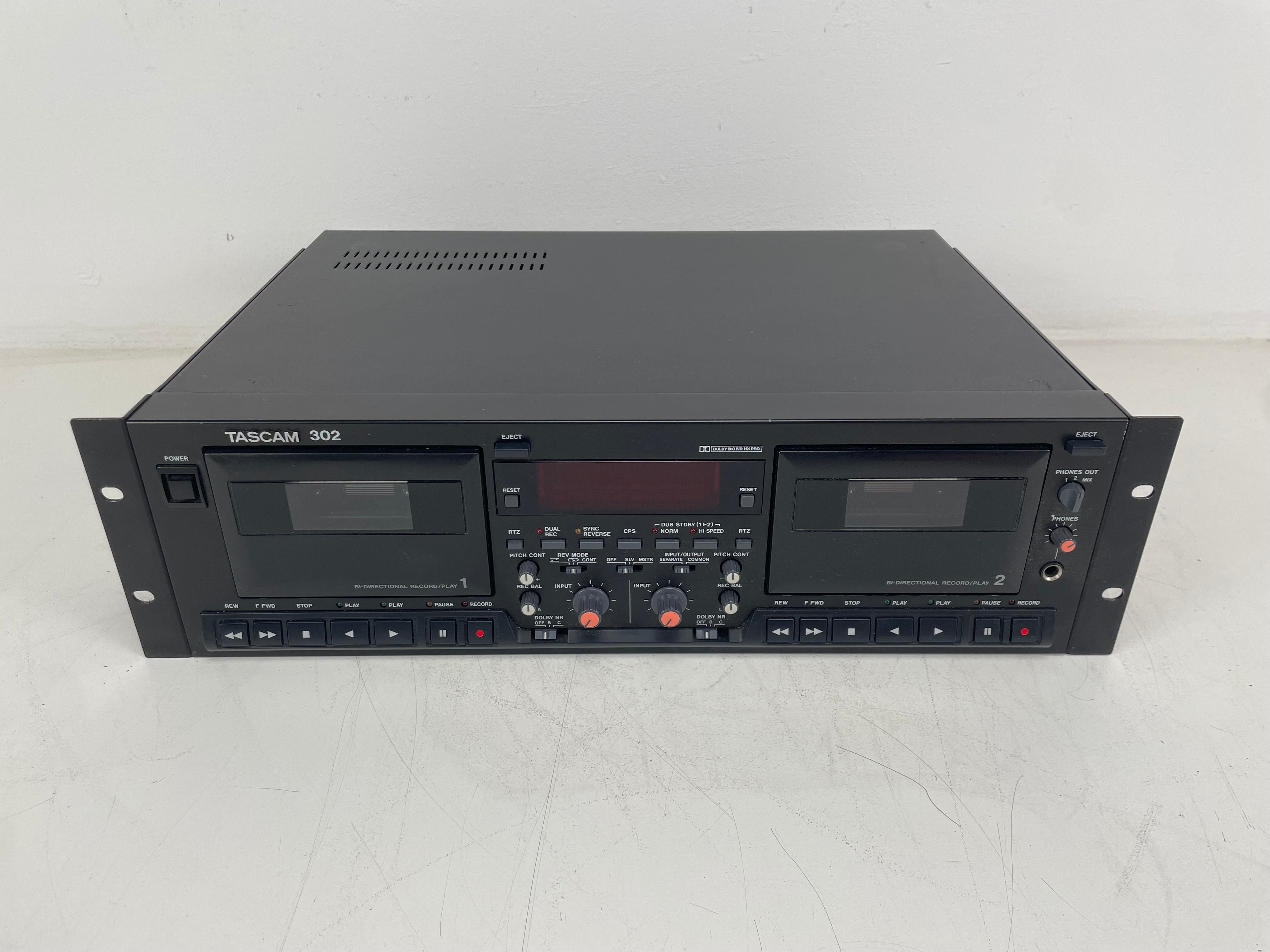 Tascam - 302 - Double Cassette Deck - Auto-Reverse - 2-Head - Serviced (New Belts)