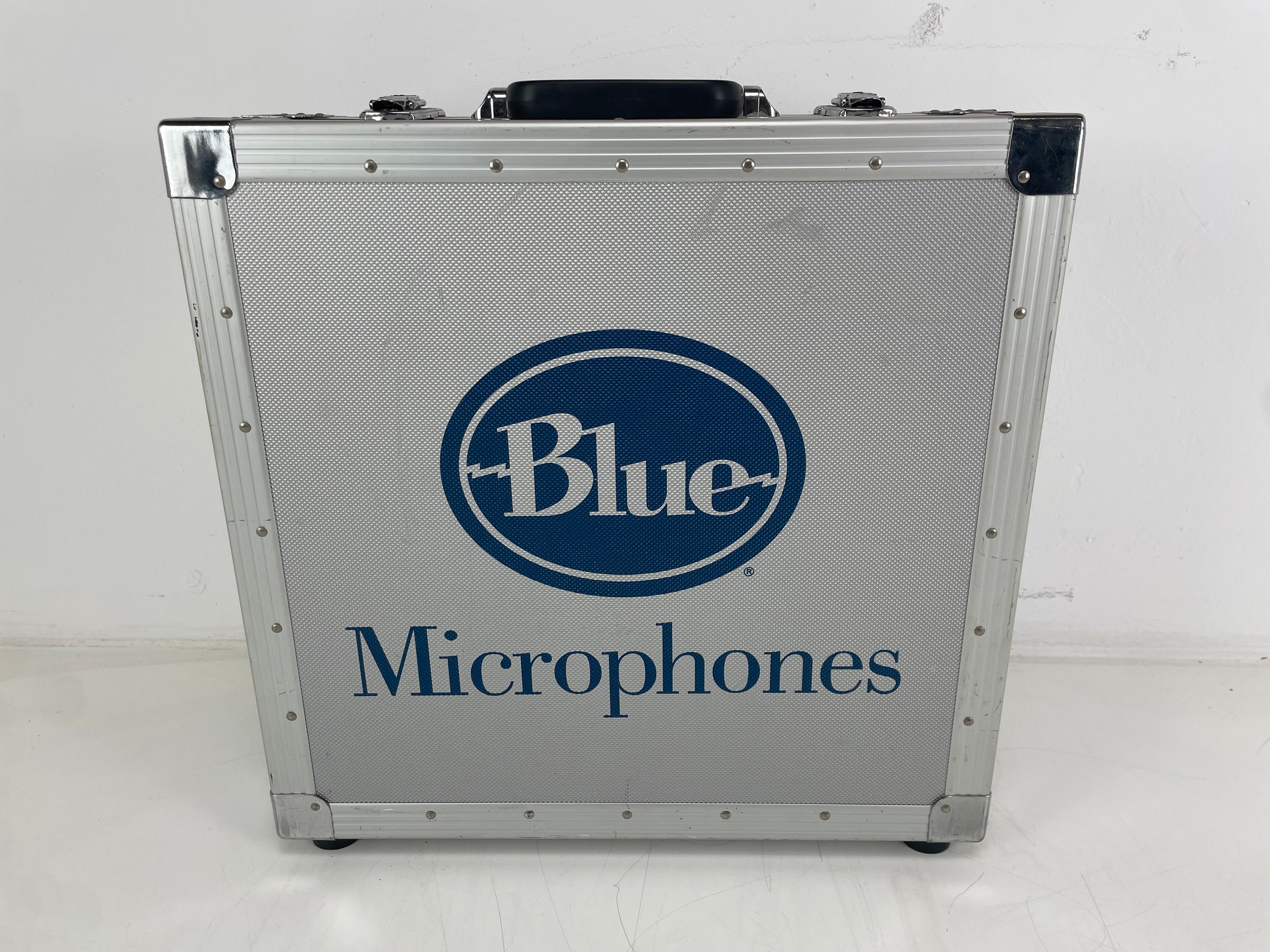 Blue - Cactus - Tube Condenser Microphone - Mint - Inc. Case/Accessoires/New Tube/Manual (AKA Complete Set)