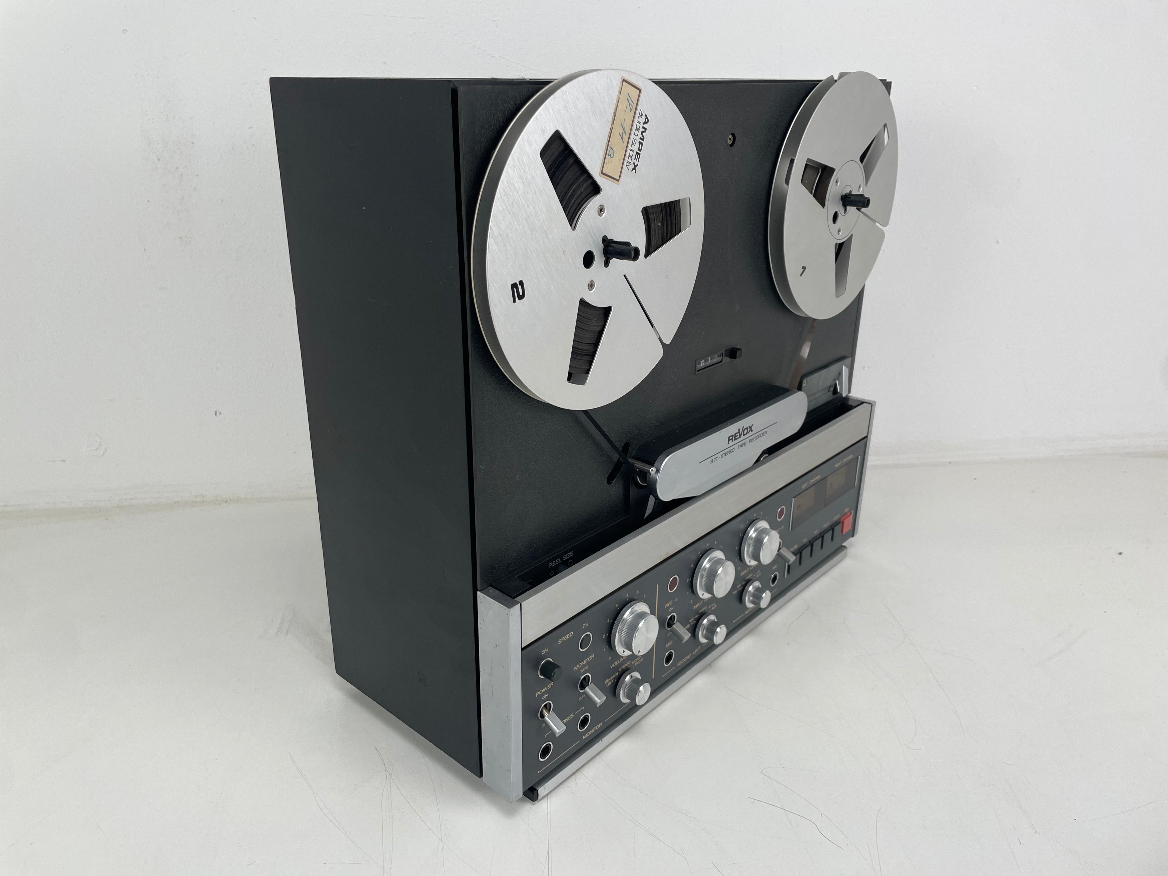 Revox - B77 MK 2 - 4-Track - Stereo Tape Recorder - Serviced (New Belts/Recapped)