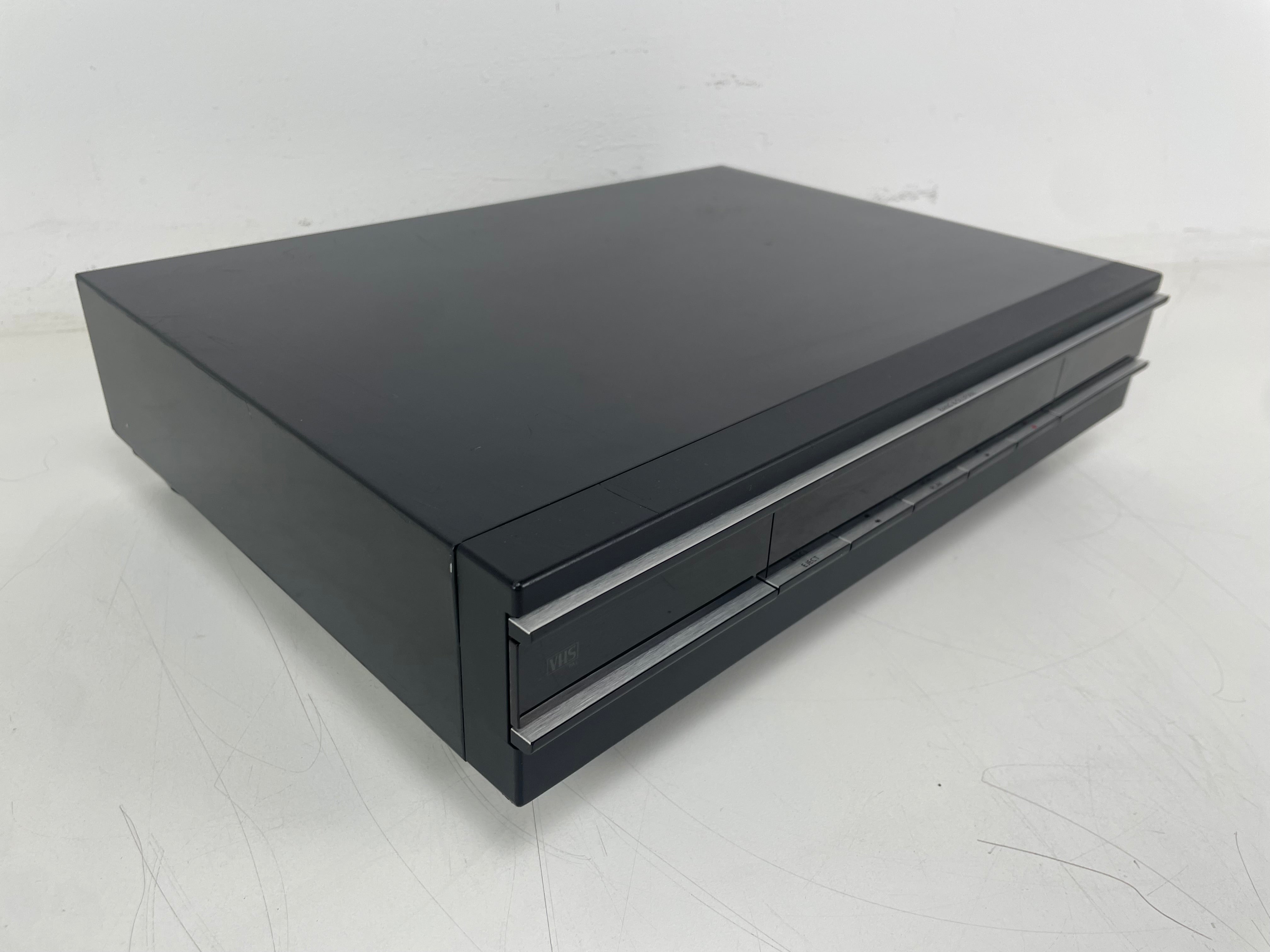 Bang & Olufsen - Beocord V8000 - VHS Player - Serviced (Recapped/Repaired)