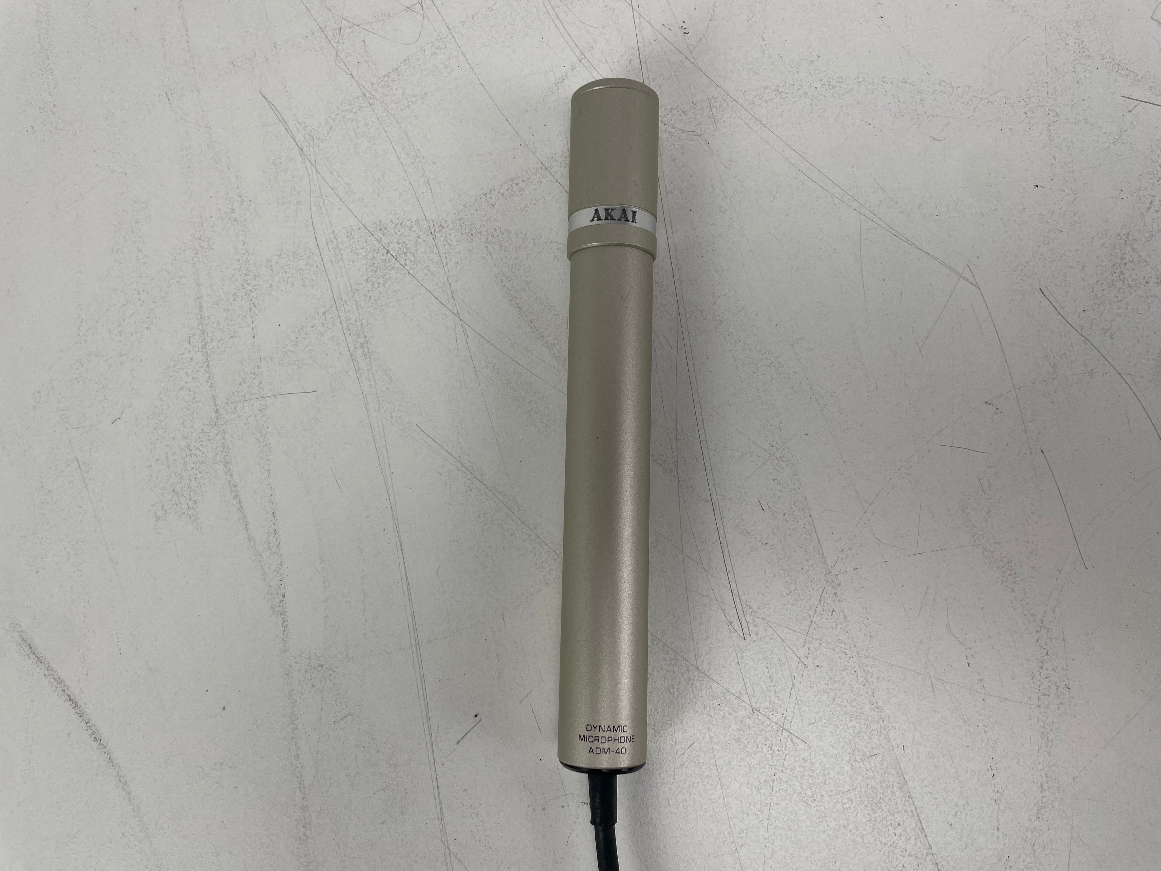Akai - ADM-40 - Dynamic Microphone